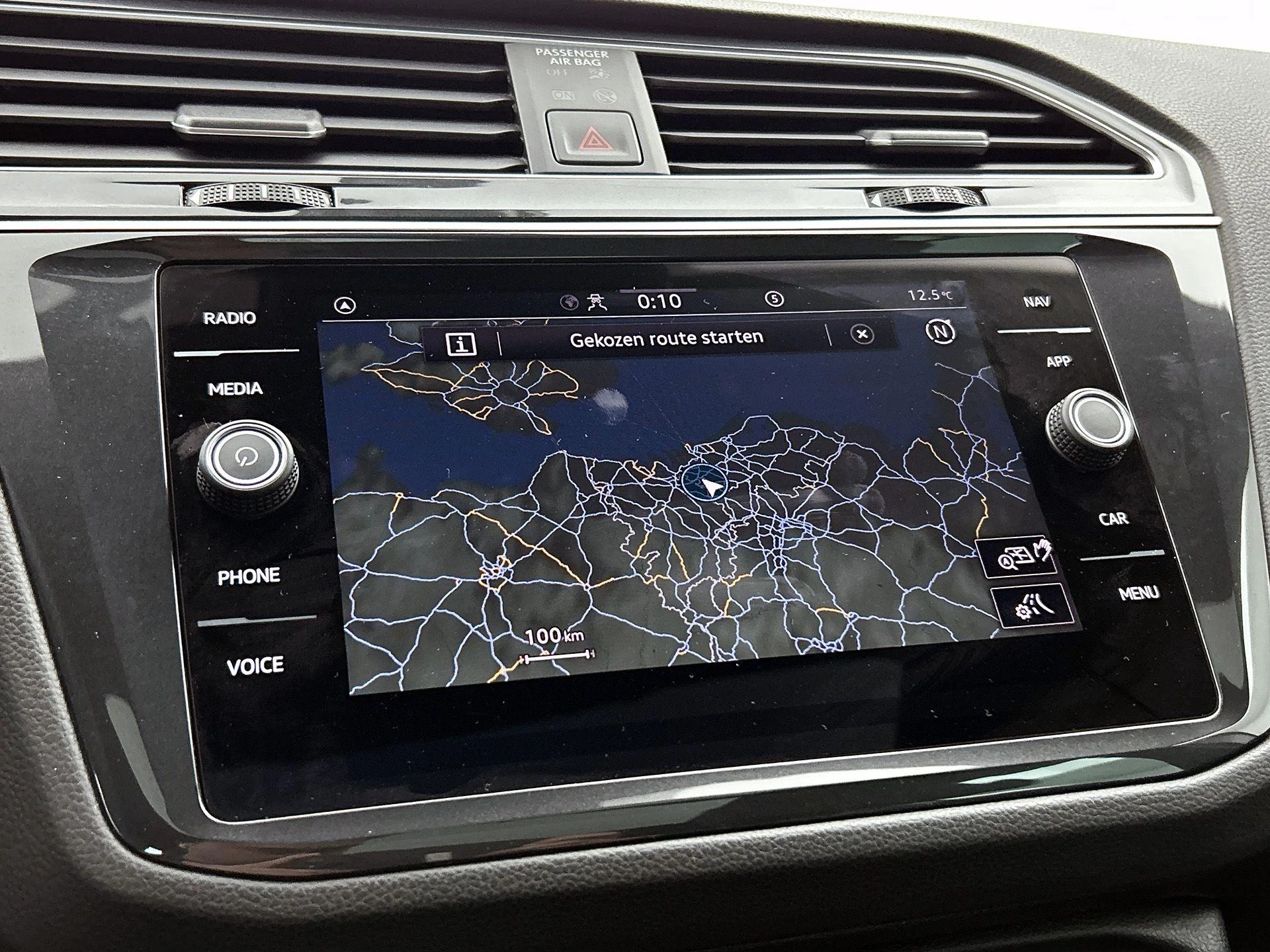 Volkswagen-Tiguan-image-25