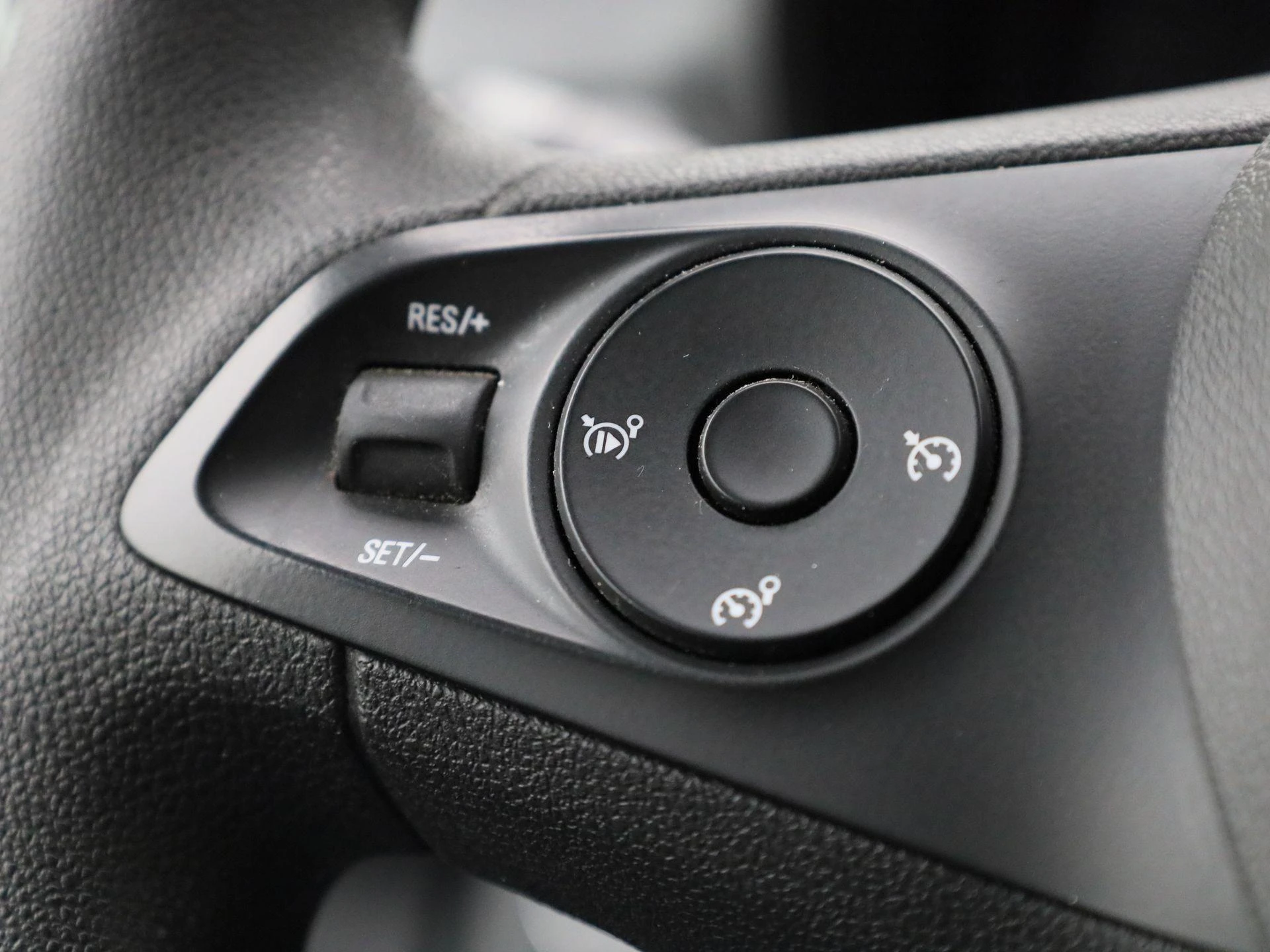 Opel-Combo-image-26