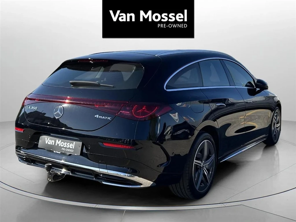 Mercedes-Benz-CLA-image-4