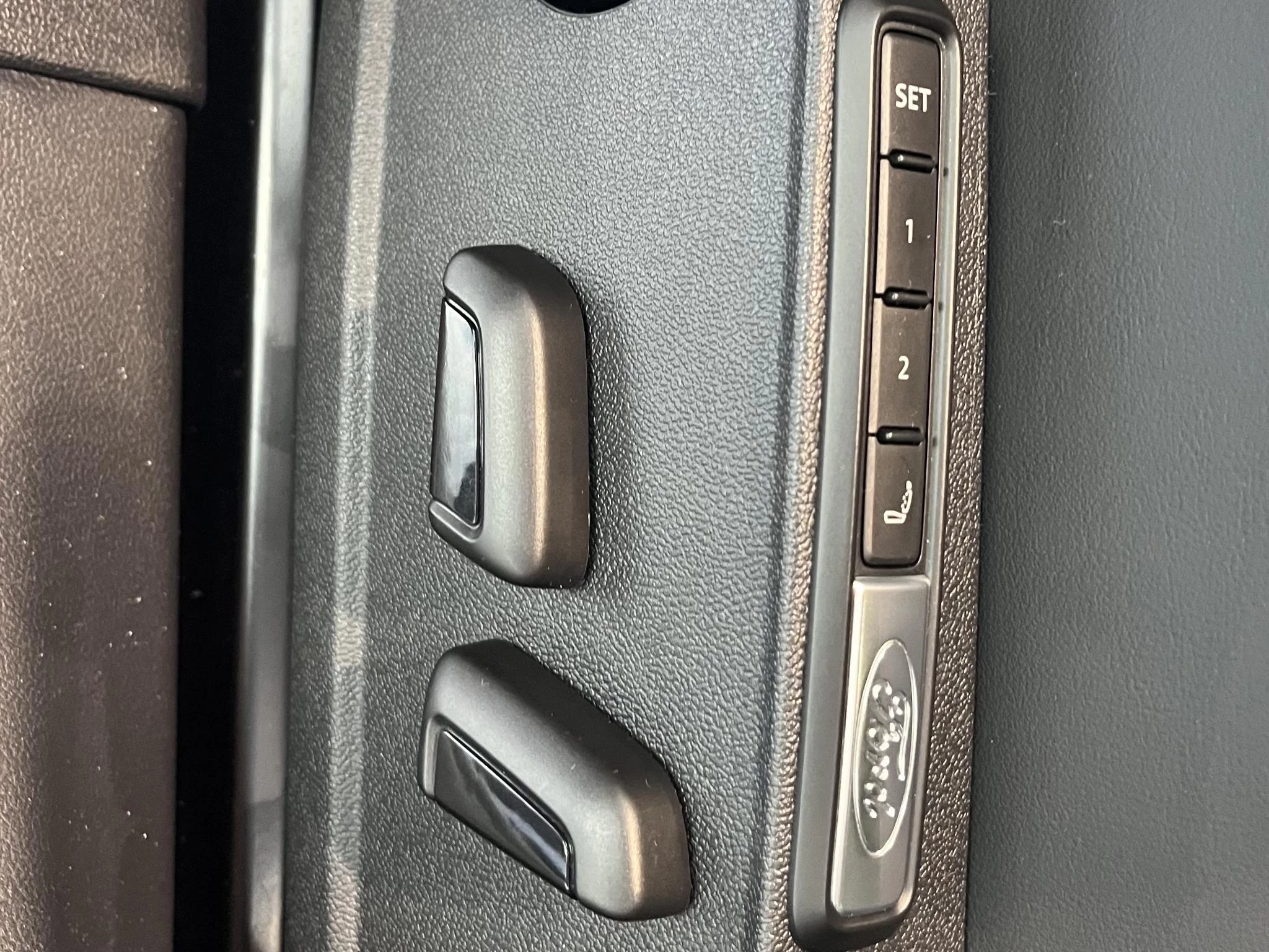 Ford-Explorer-image-27