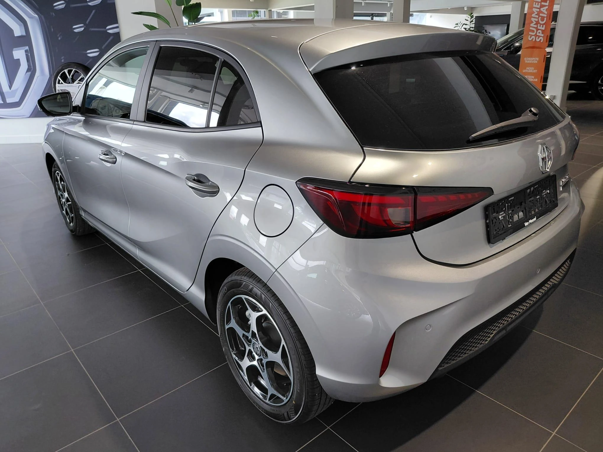 MG MG3 1.5 HEV LUXURY