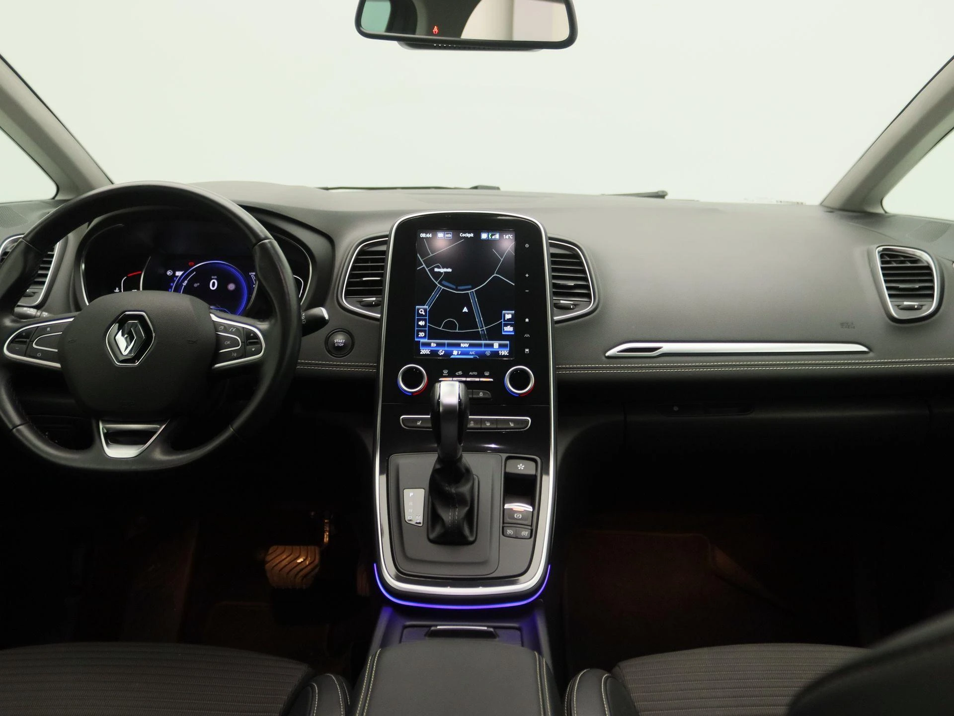 Renault-Scénic-image-6