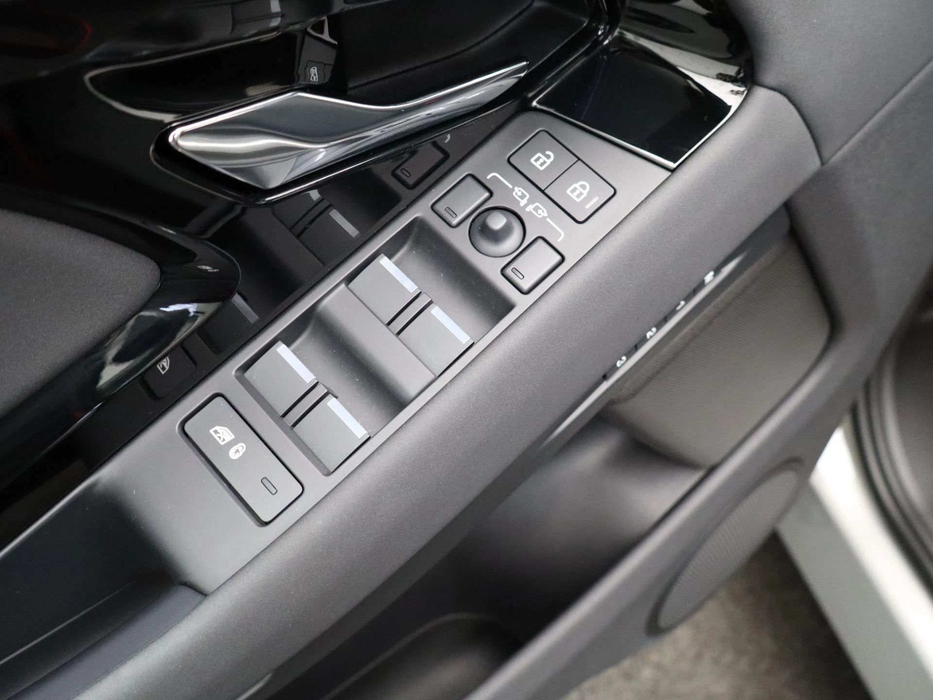 Land Rover Range Rover Evoque 1.5 P270e PHEV AWD SE Dynamic Edition