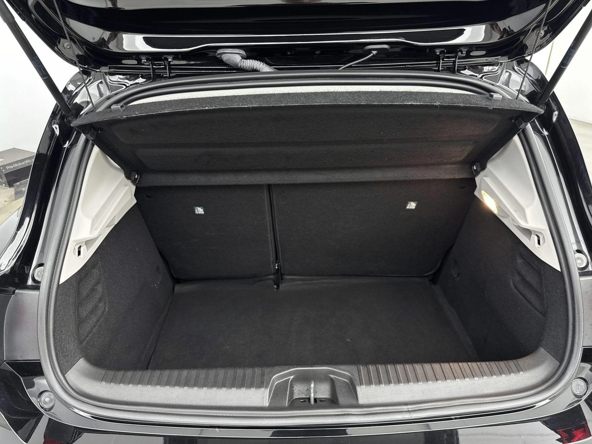 Renault-Clio-image-19