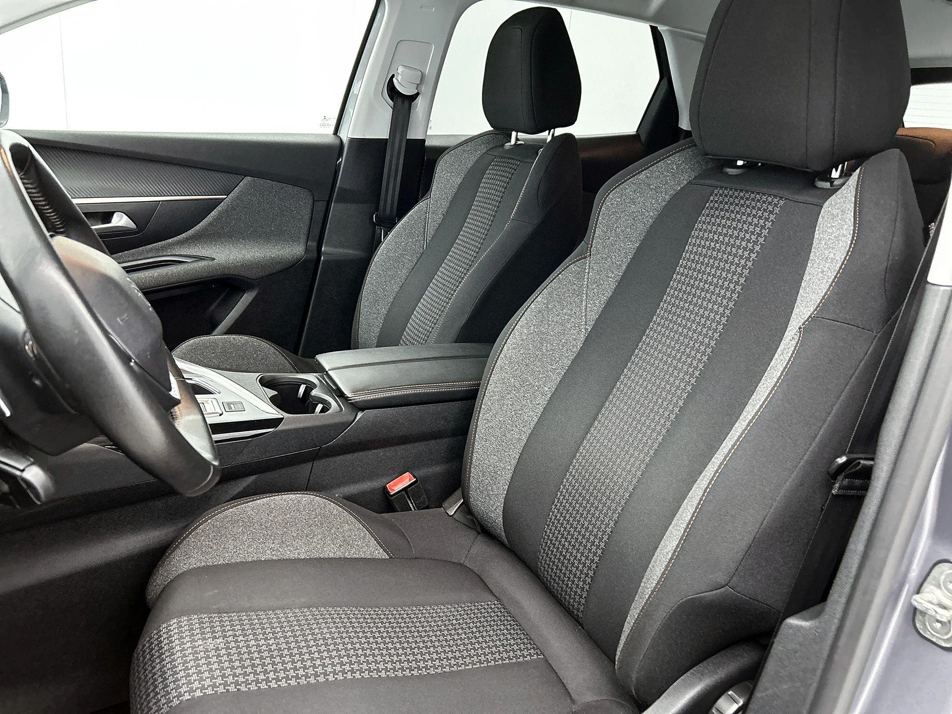 Peugeot 3008 1.2 PureTech Blue Lease Executive