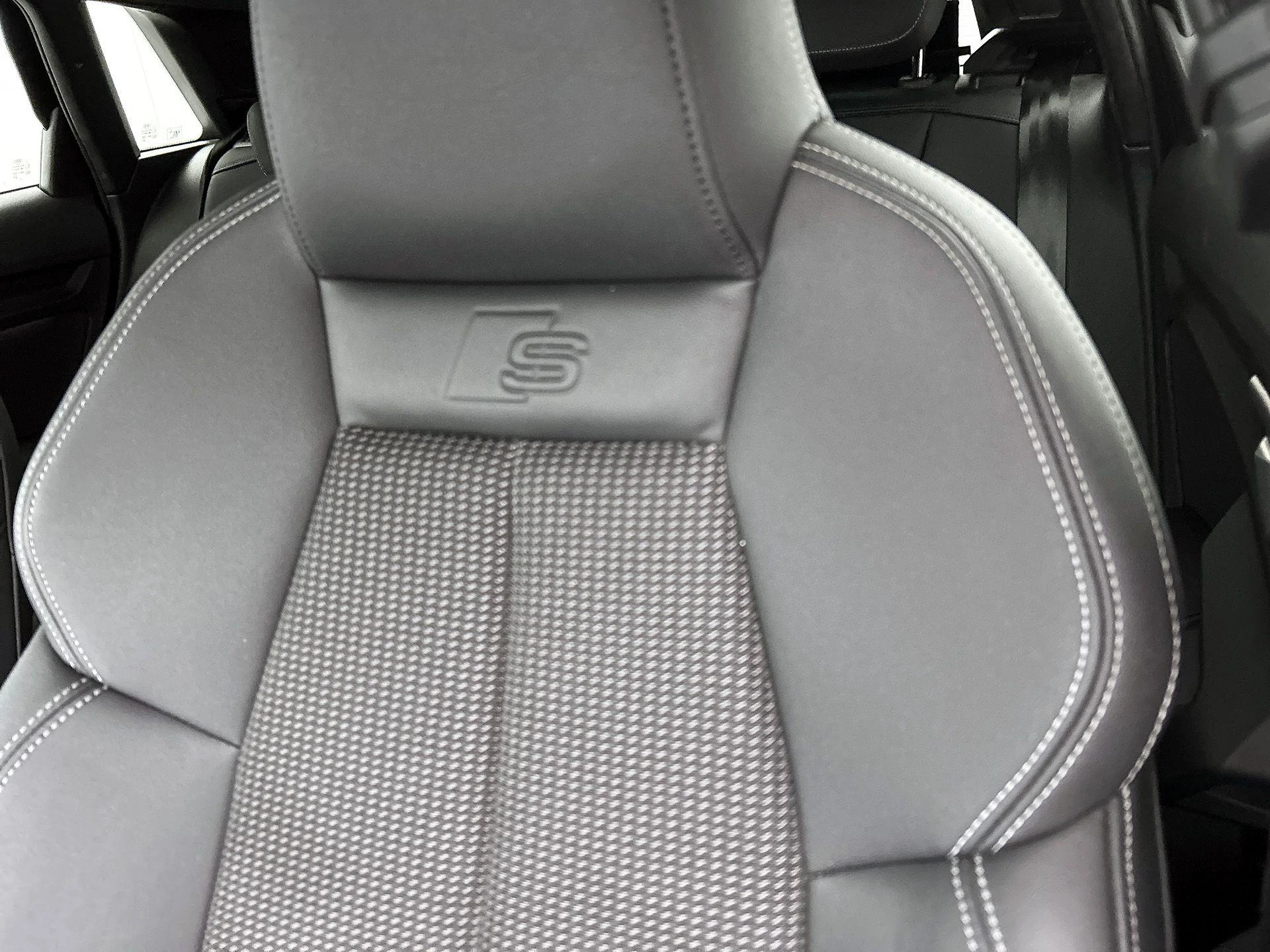 Audi A3 Sportback 30 TFSI S edition