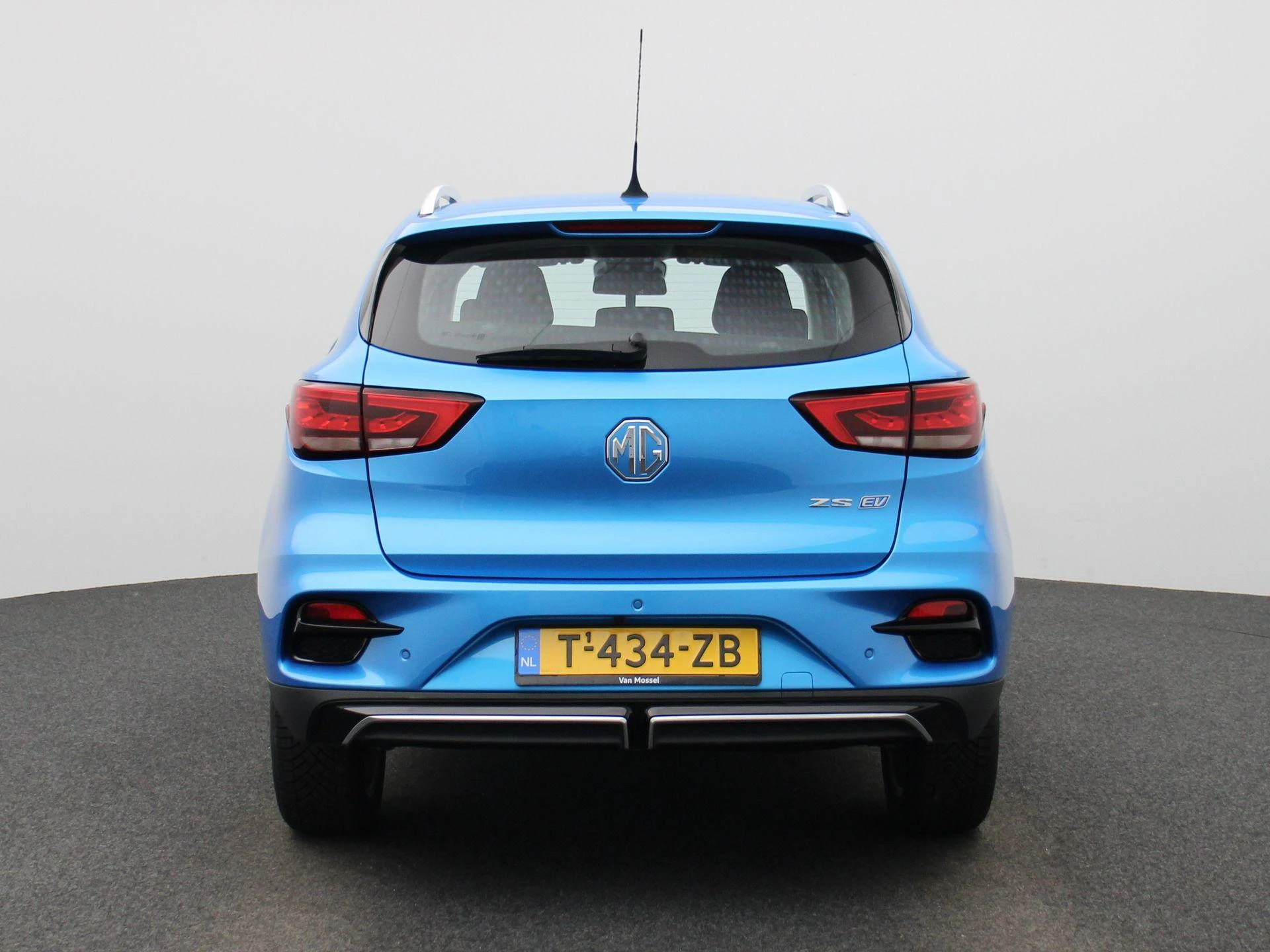 MG-ZS EV-image-4