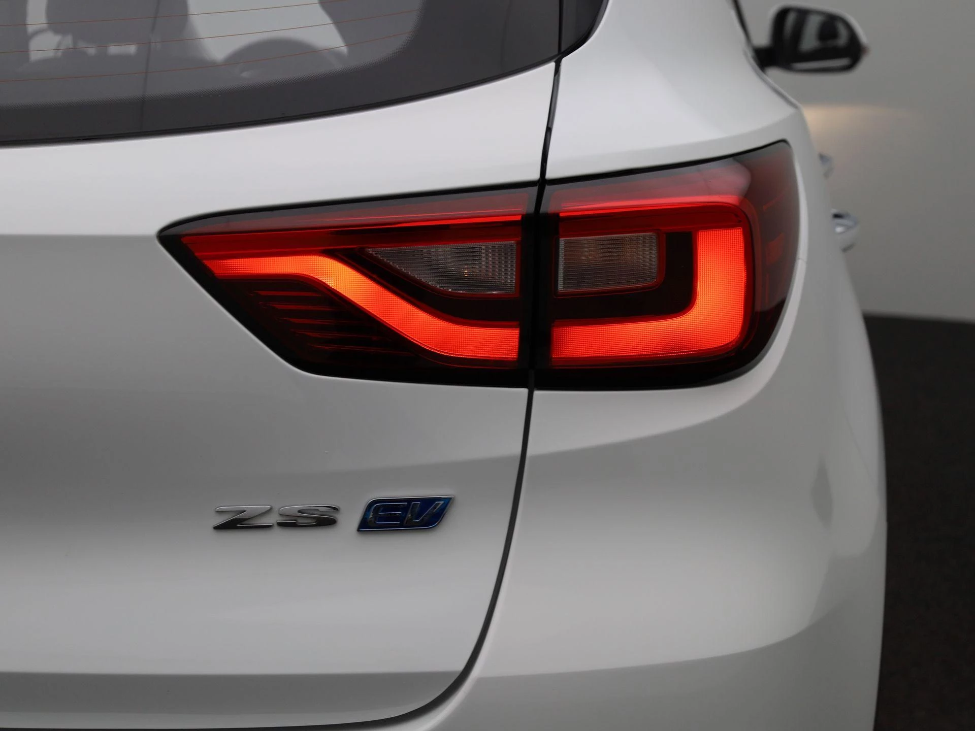 MG ZS EV MG Luxury 45 kWh