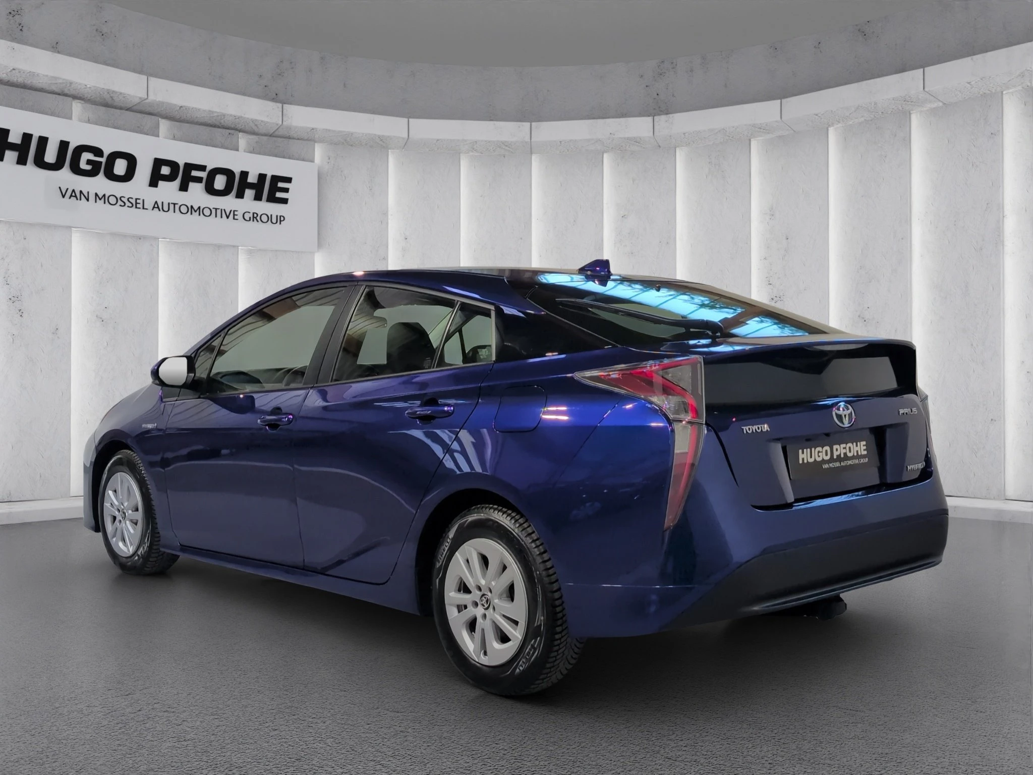 Toyota-Prius-image-2