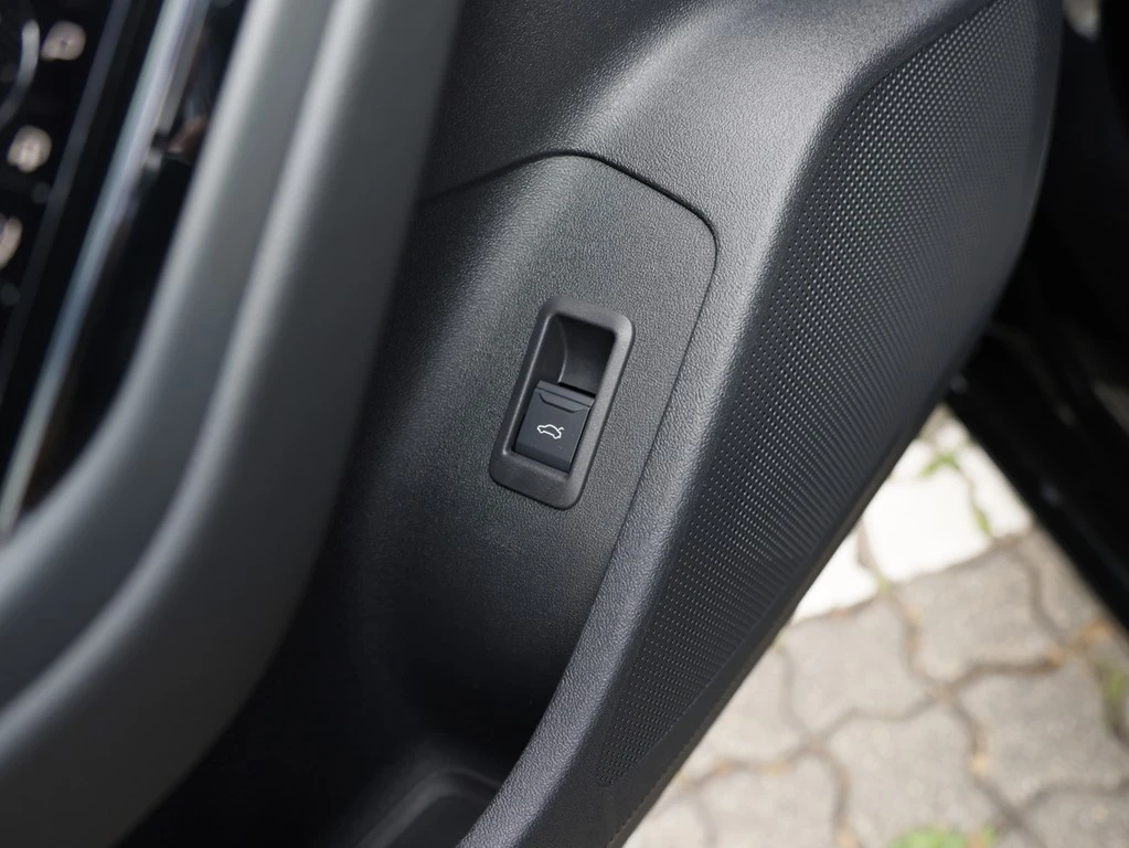 Audi-A6-image-7