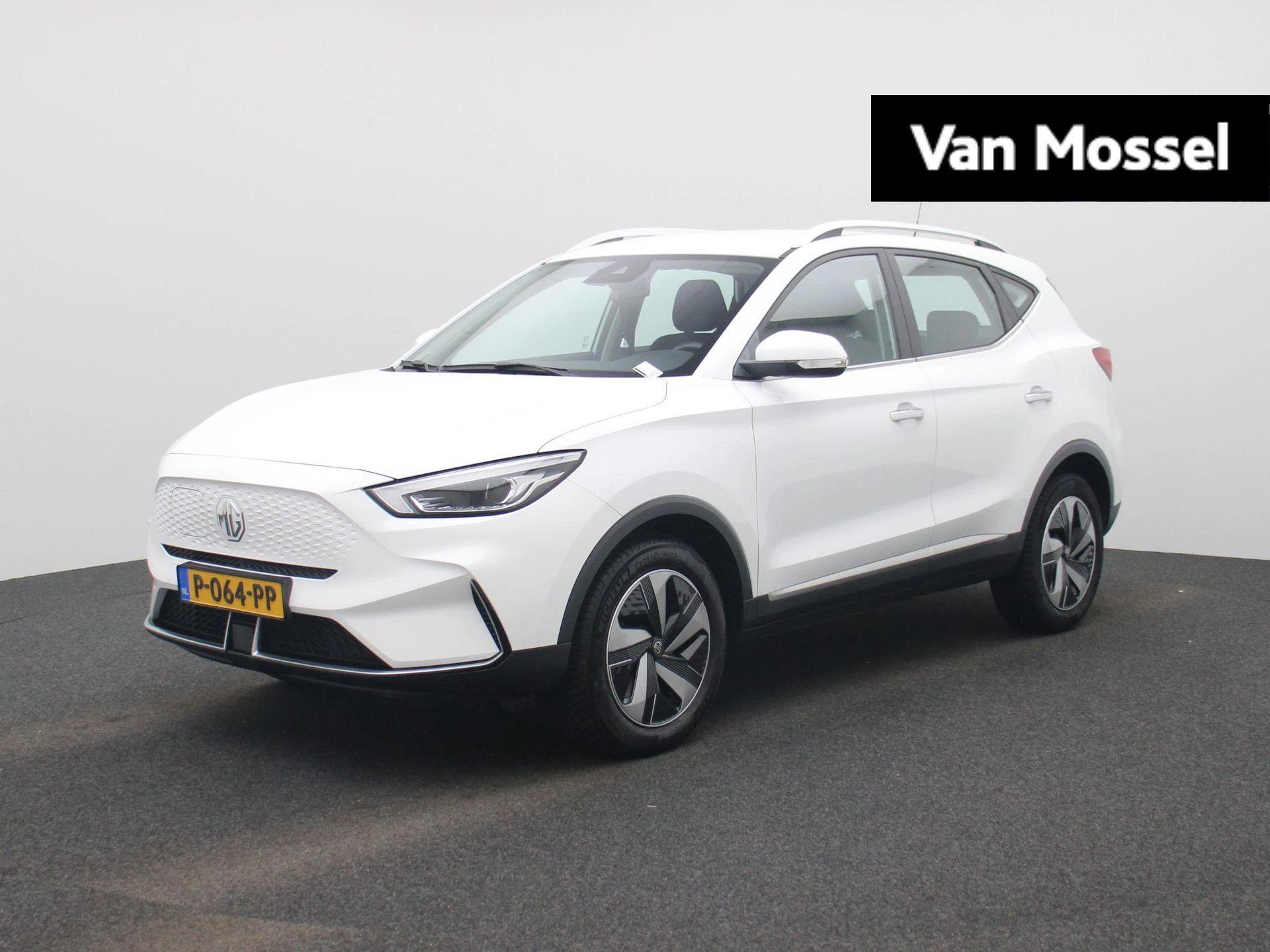 MG-ZS EV-image-0