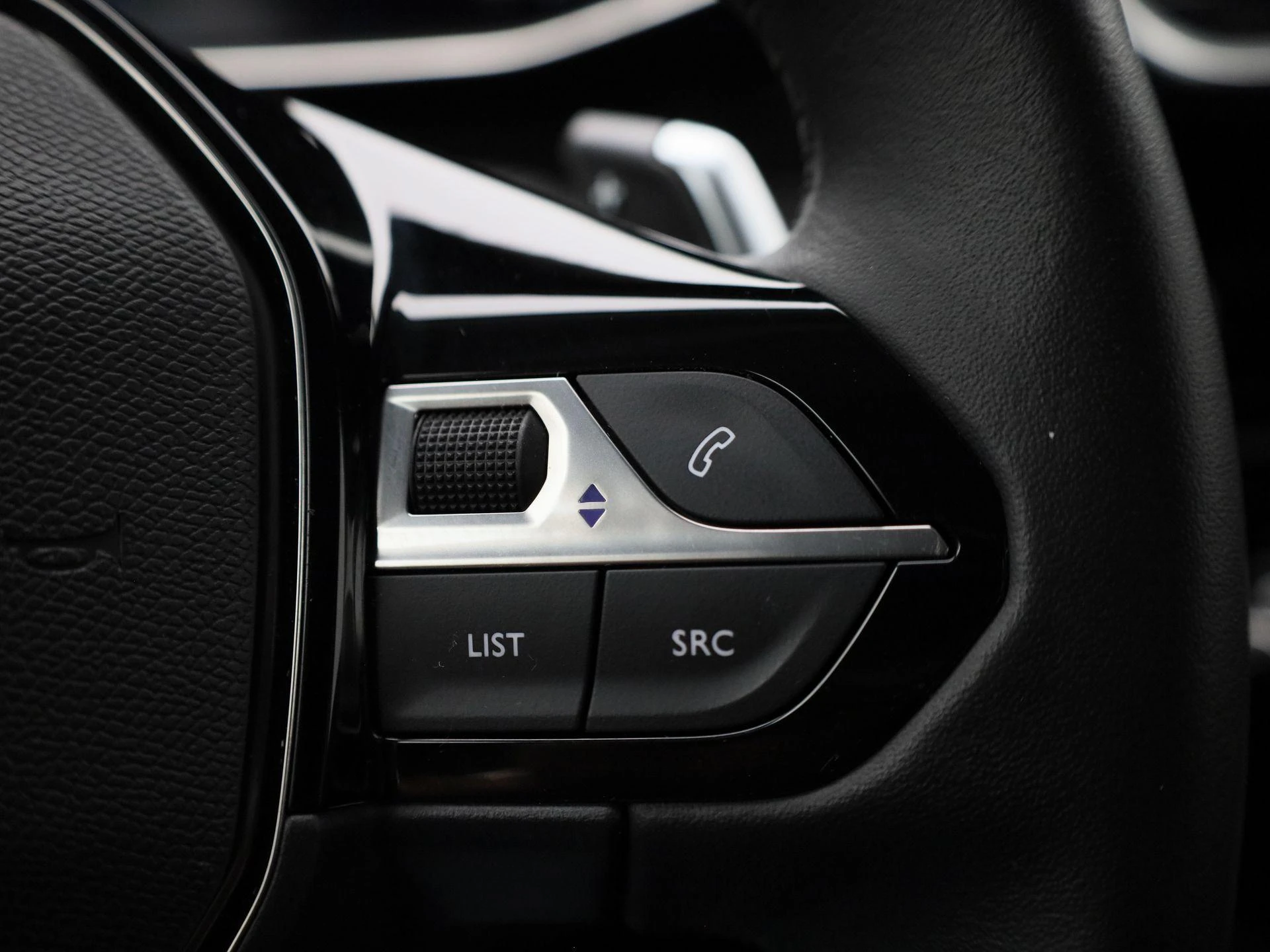 Peugeot-2008-image-21