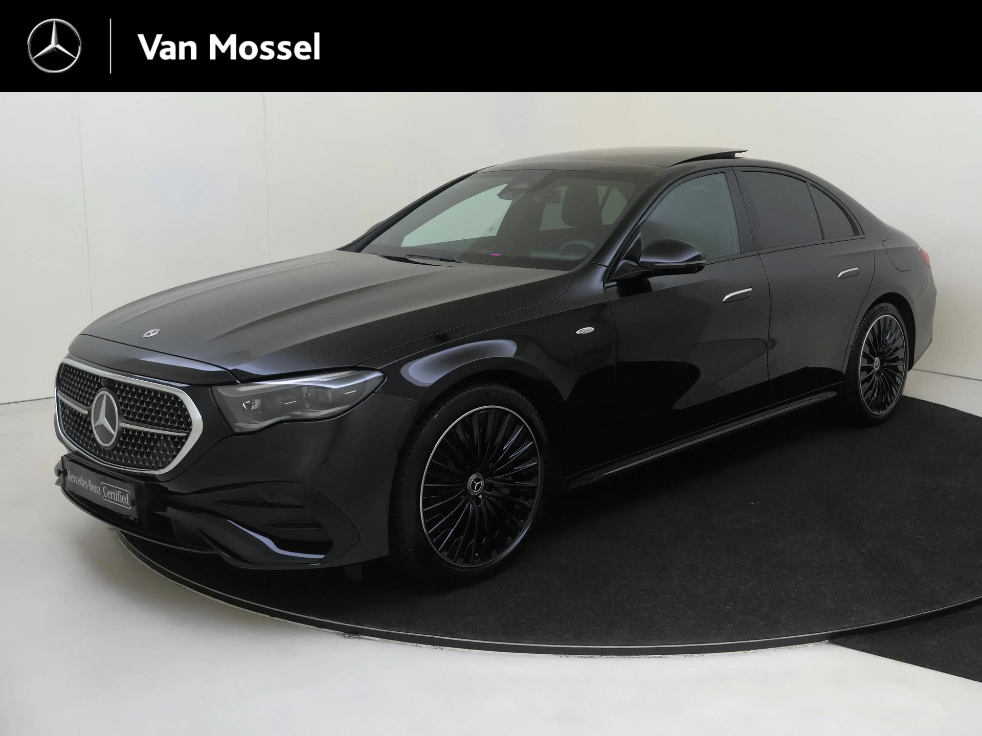 Mercedes-Benz-E-Klasse-image-0