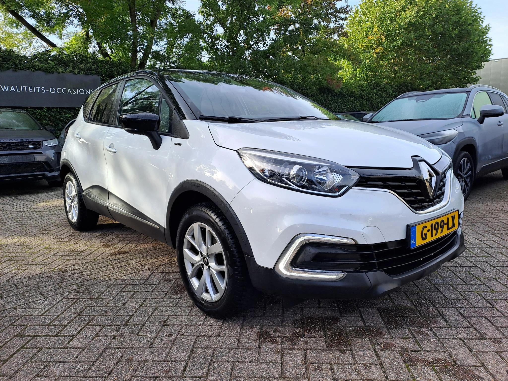 Renault-Captur-image-4