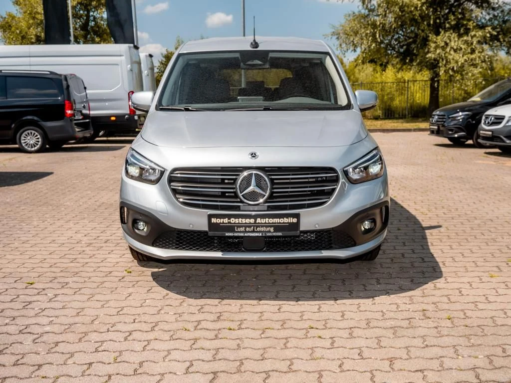 Mercedes-Benz-T-Klasse 180-image-3