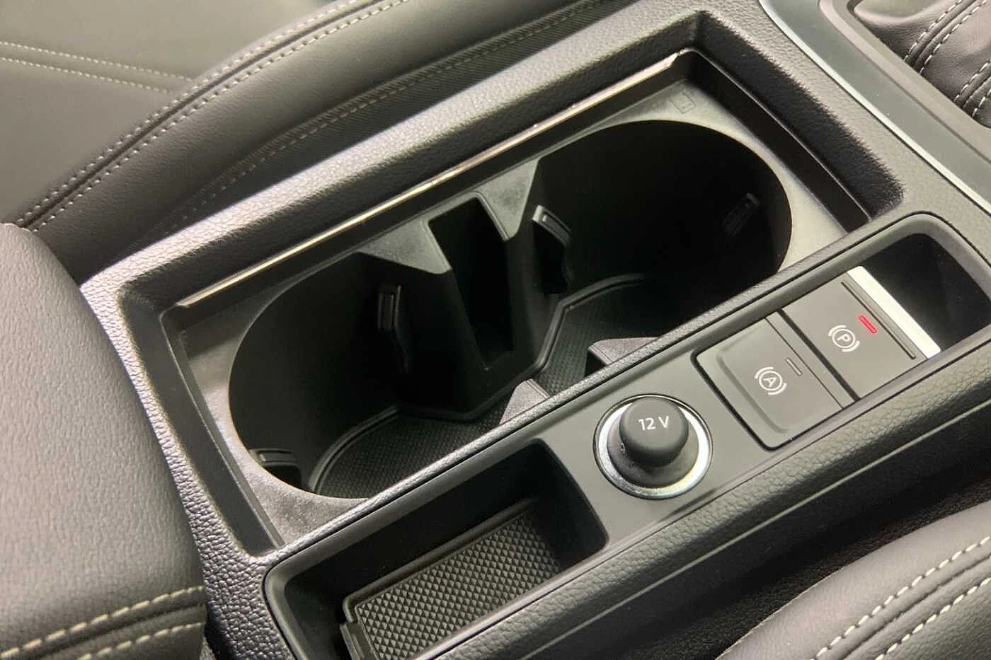 Audi-Q3-image-19
