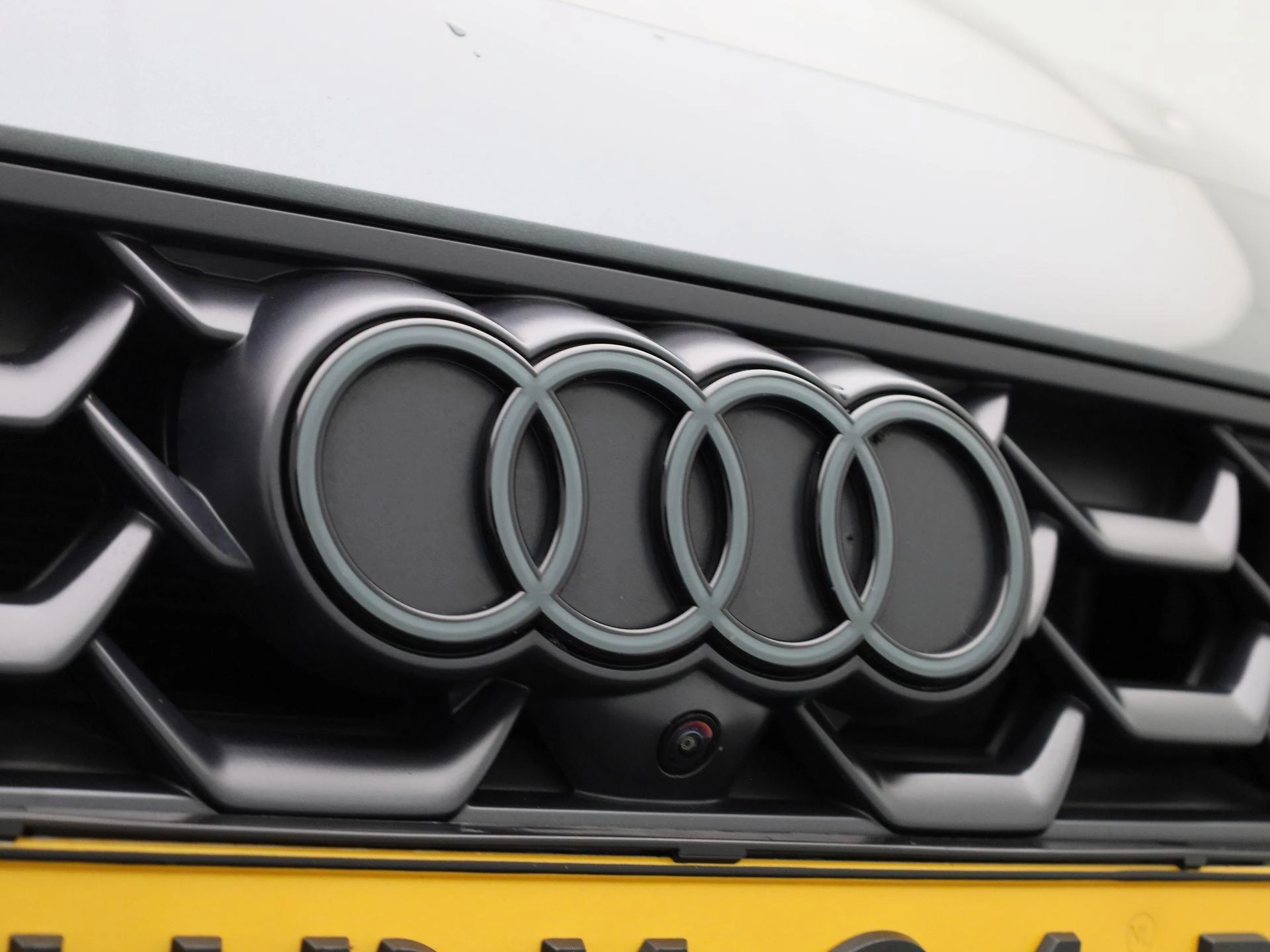 Audi A5 Avant 2.0 e-hybrid quattro S edition Competition