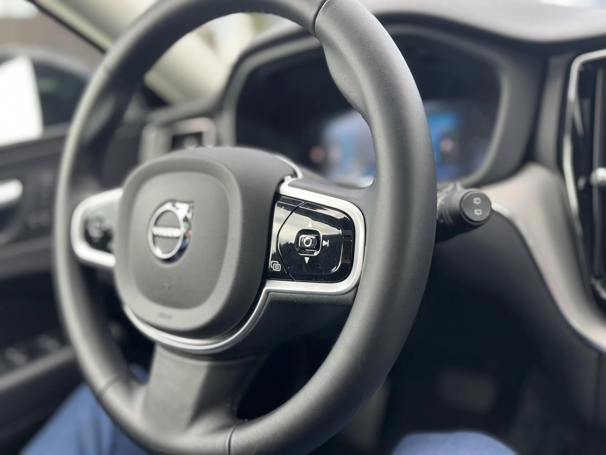 Volvo-XC60-image-13