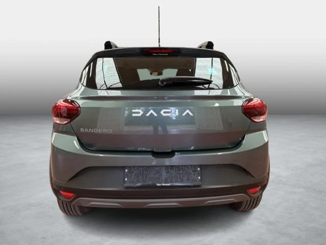 Dacia-Sandero Stepway-image-5