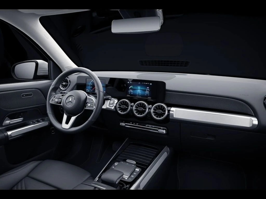Mercedes-Benz-GLB 200 d-image-12