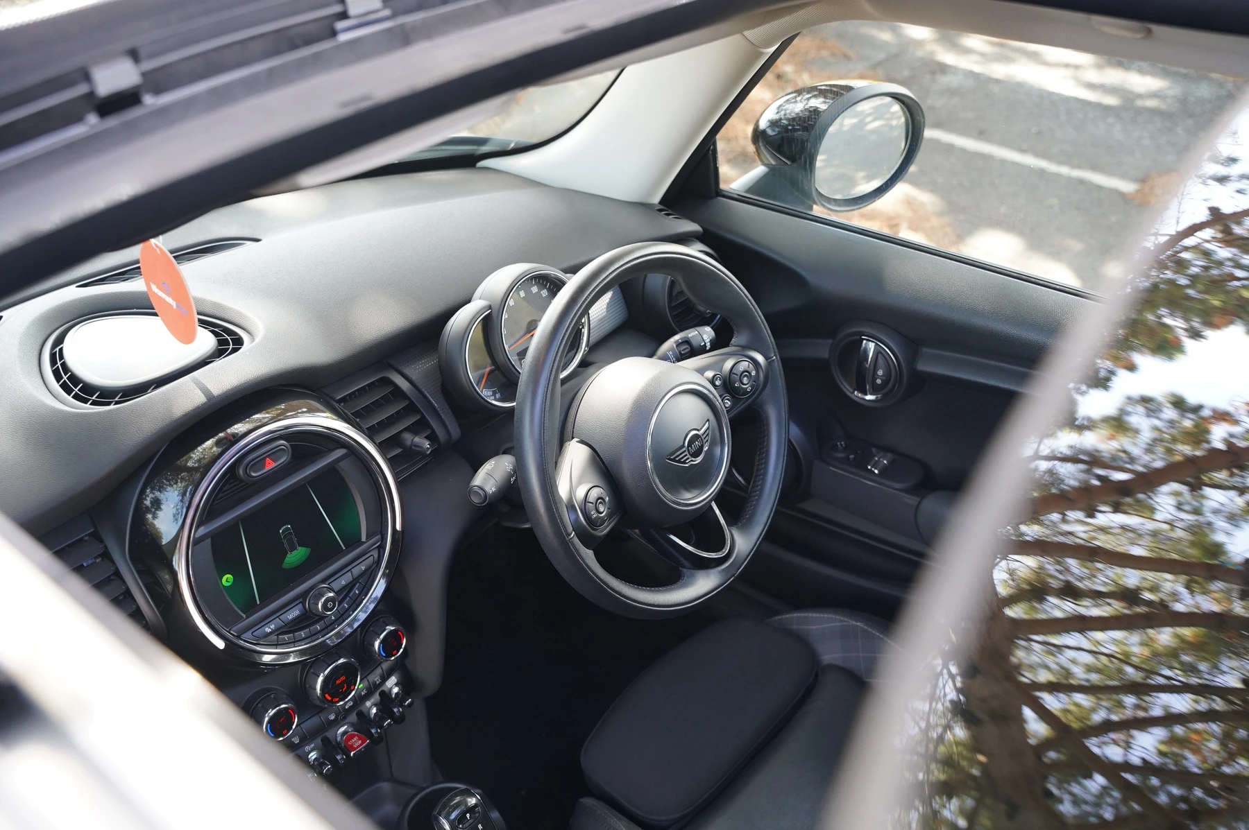 MINI-Cooper-image-14