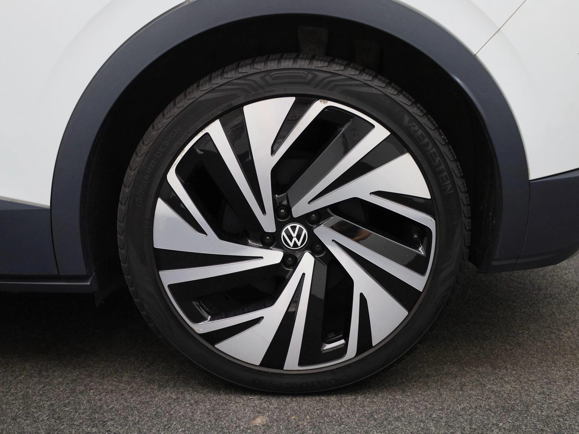 Volkswagen-ID.4-image-14