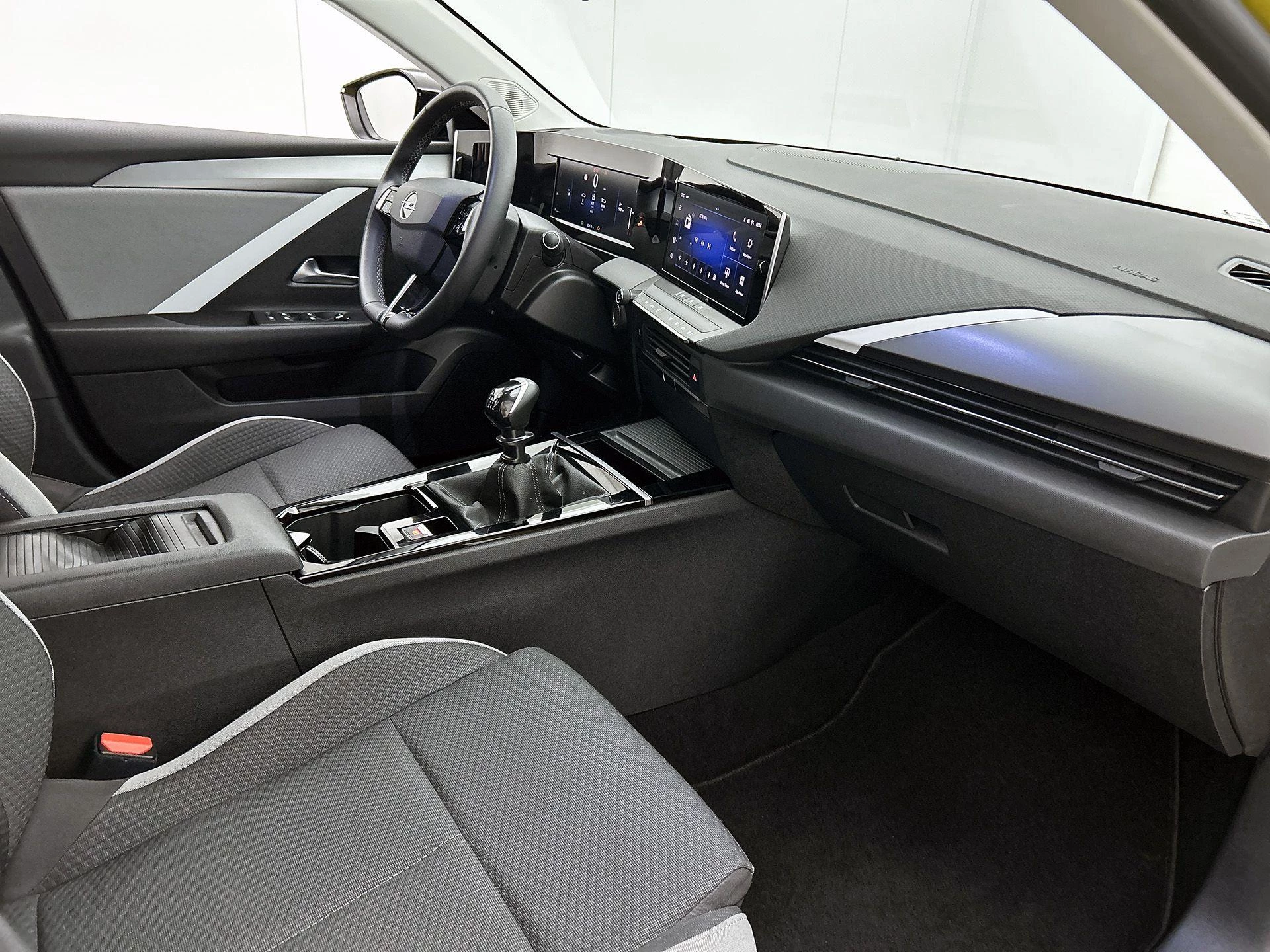 Opel-Astra-image-20