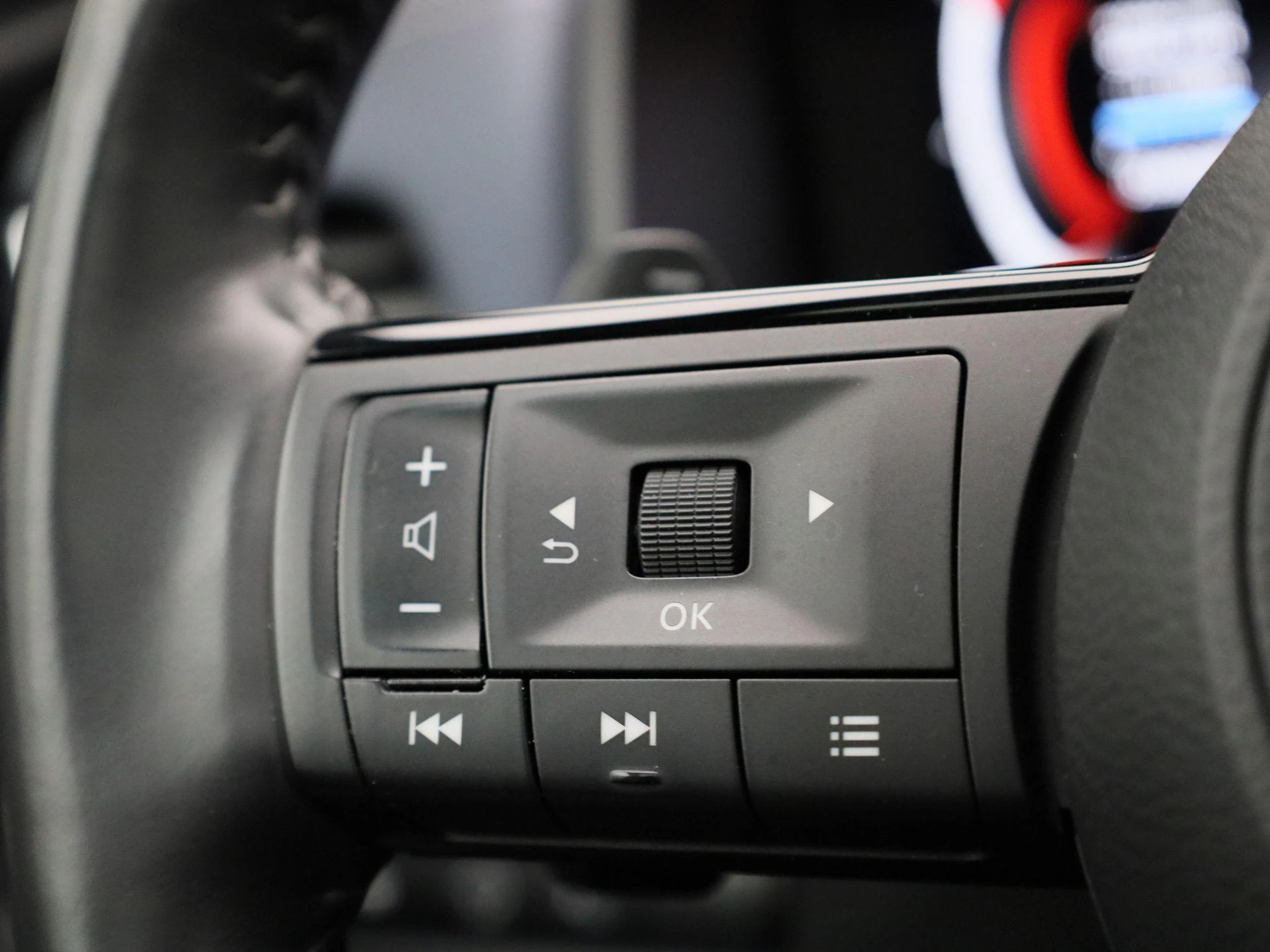 Nissan-QASHQAI-image-17