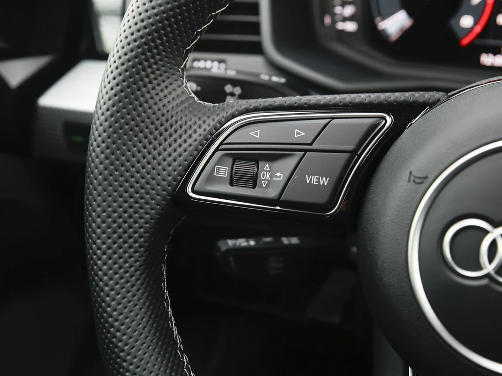 Audi A1 Sportback 1.0 TFSI 30 advanced