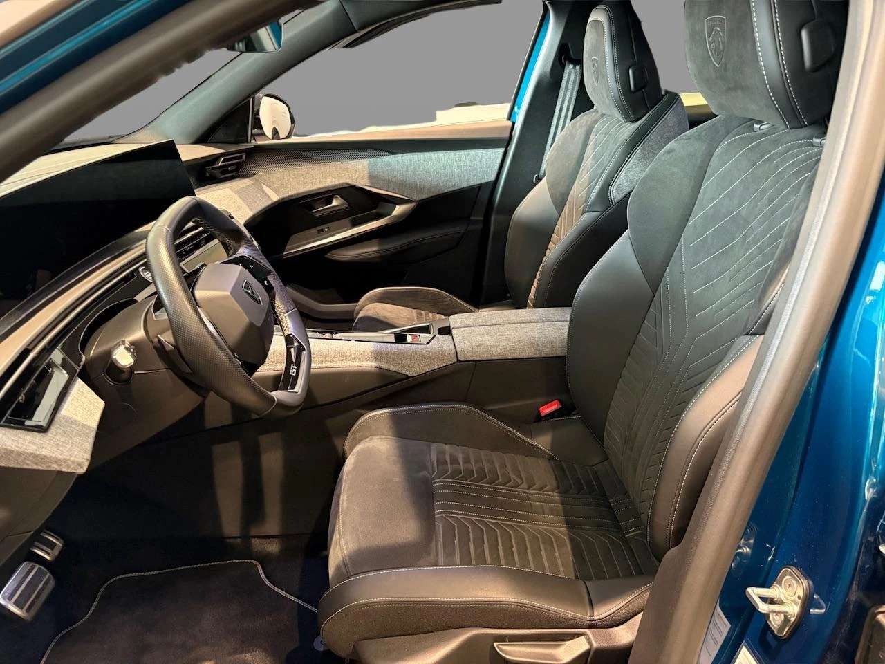 Peugeot e-3008 e-3008 210 GT