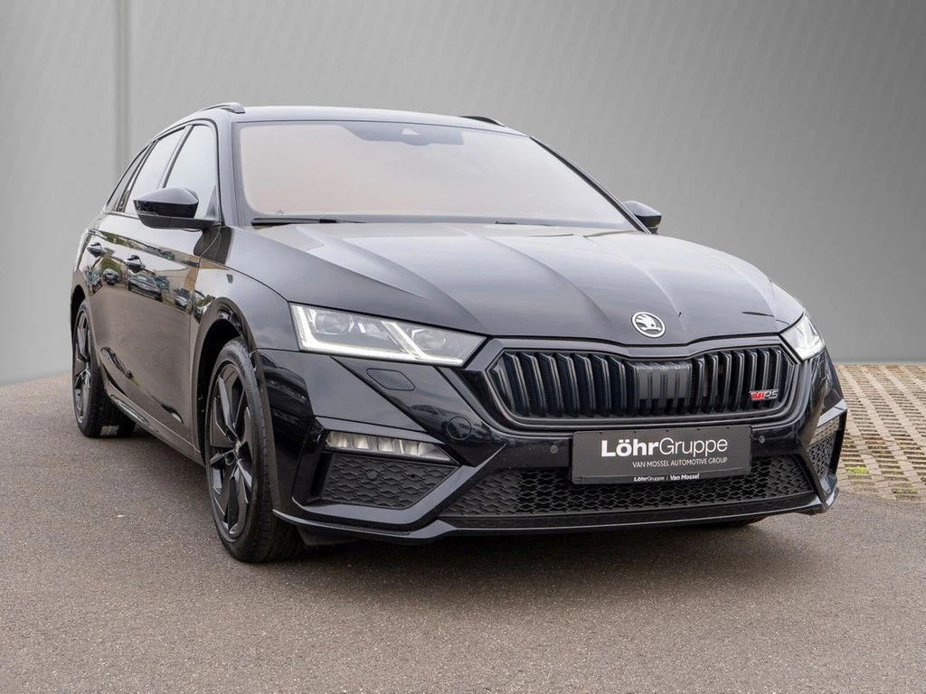 Škoda Octavia Combi RS 2.0 TDI DSG Matrix, Navi
