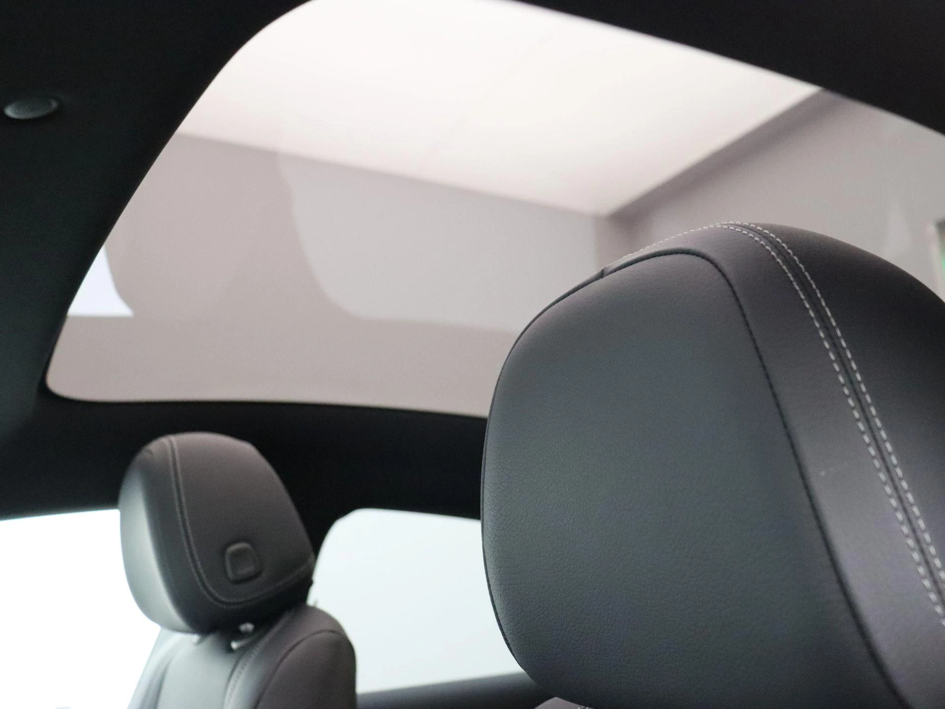 Mercedes-Benz CLA 250+ Luxury Line + MULTIBEAM LED + LEDER + MEMORY ZETELS +