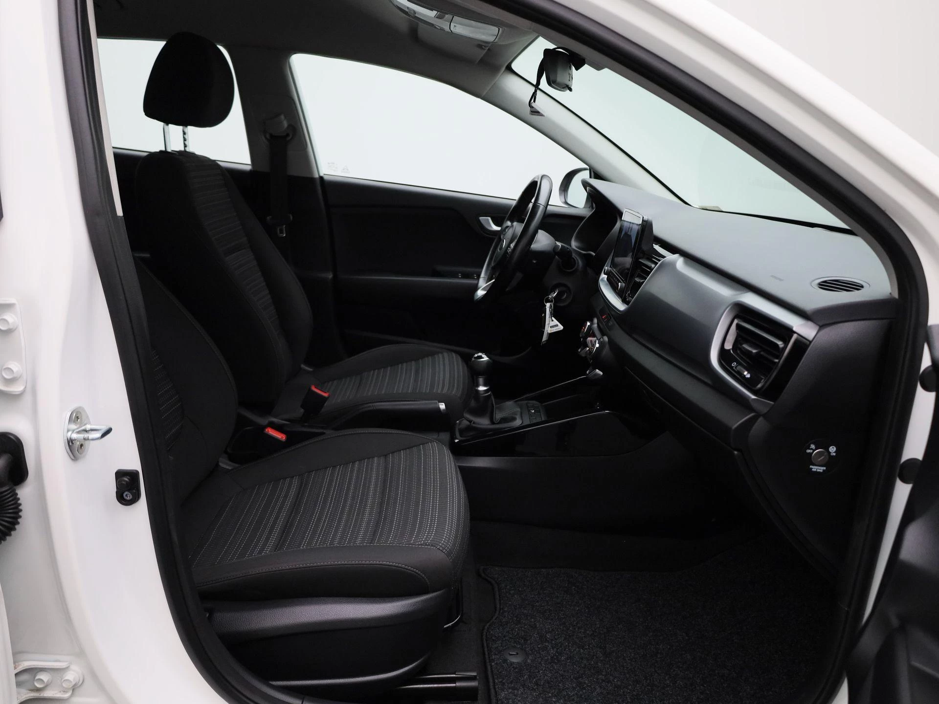 Kia-Stonic-image-30