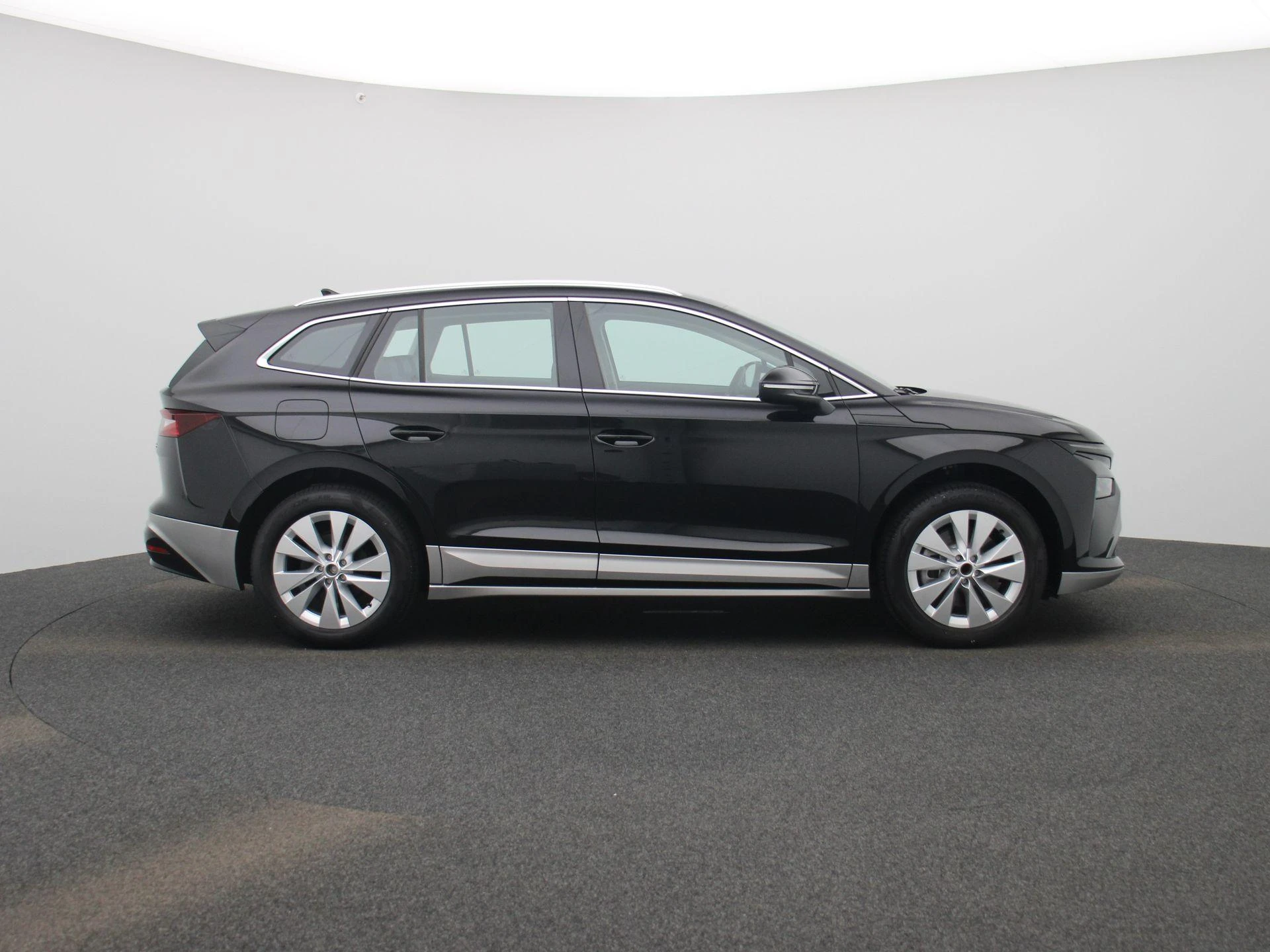 Škoda-Enyaq iV-image-5