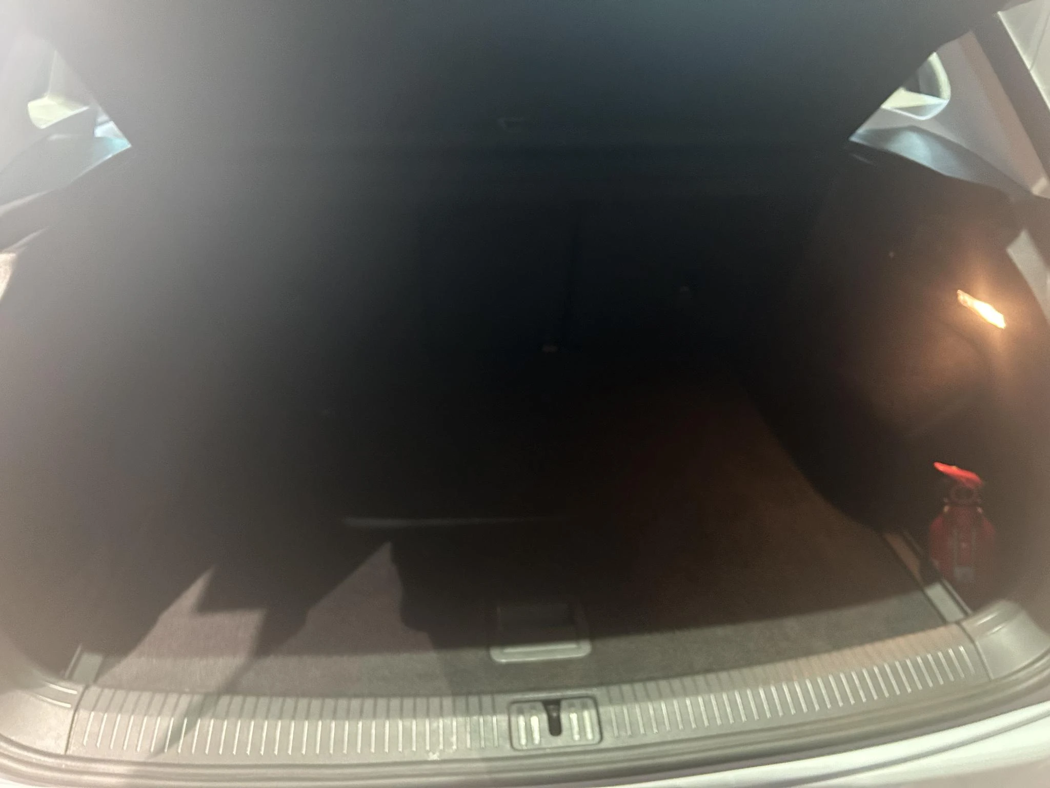 Volkswagen-Tiguan-image-7