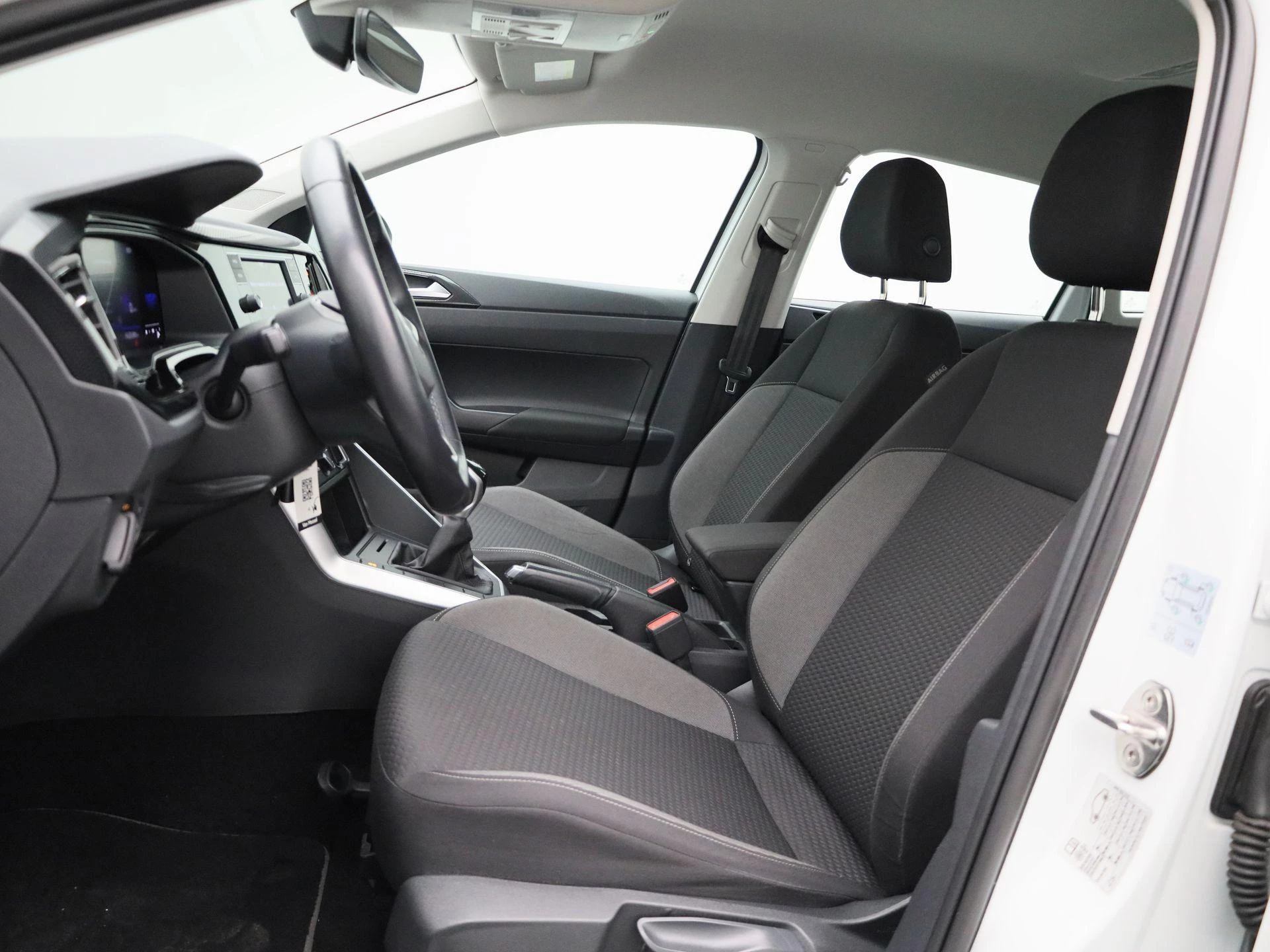 Volkswagen-Taigo-image-7