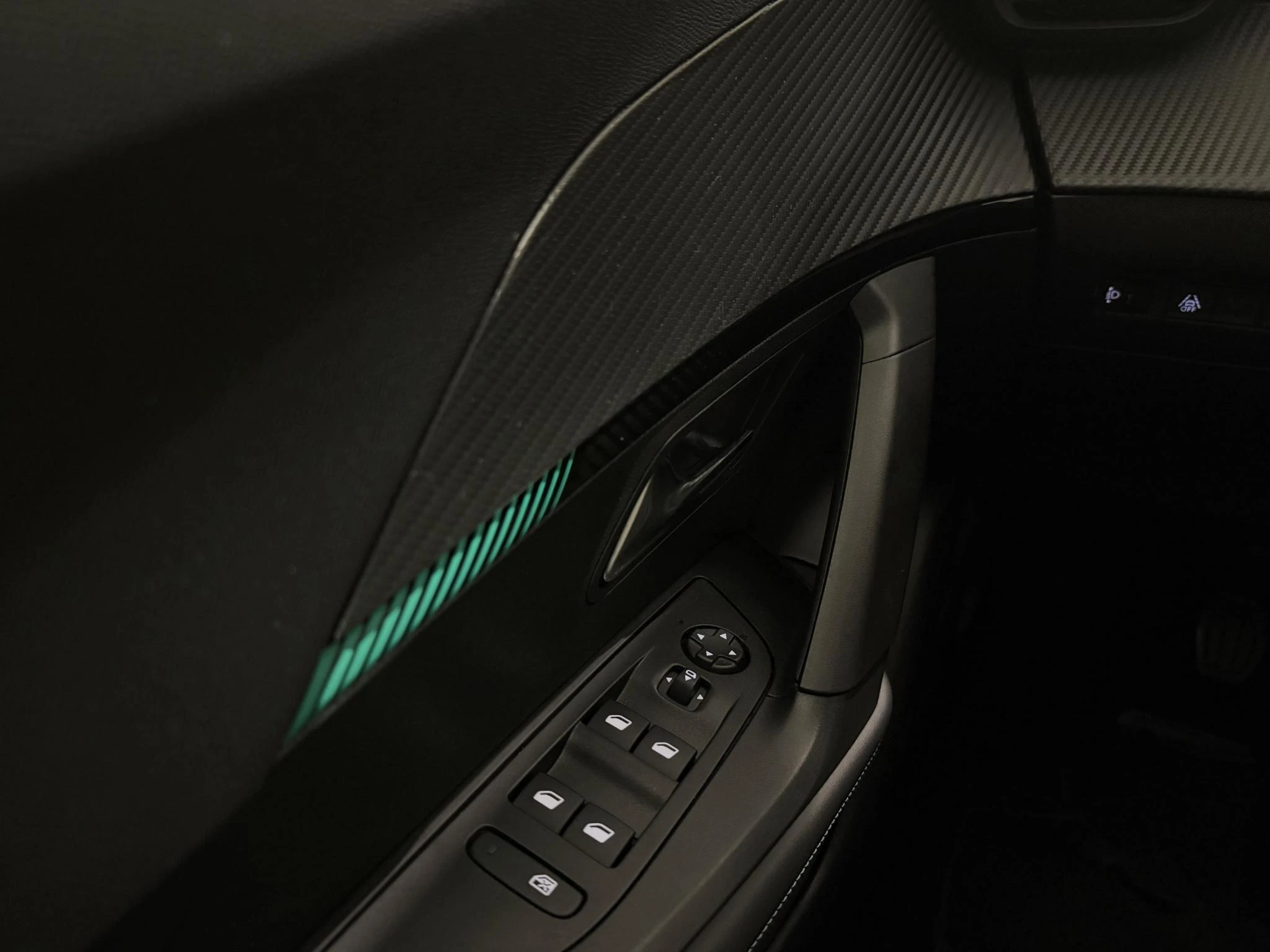 Peugeot-2008-image-15