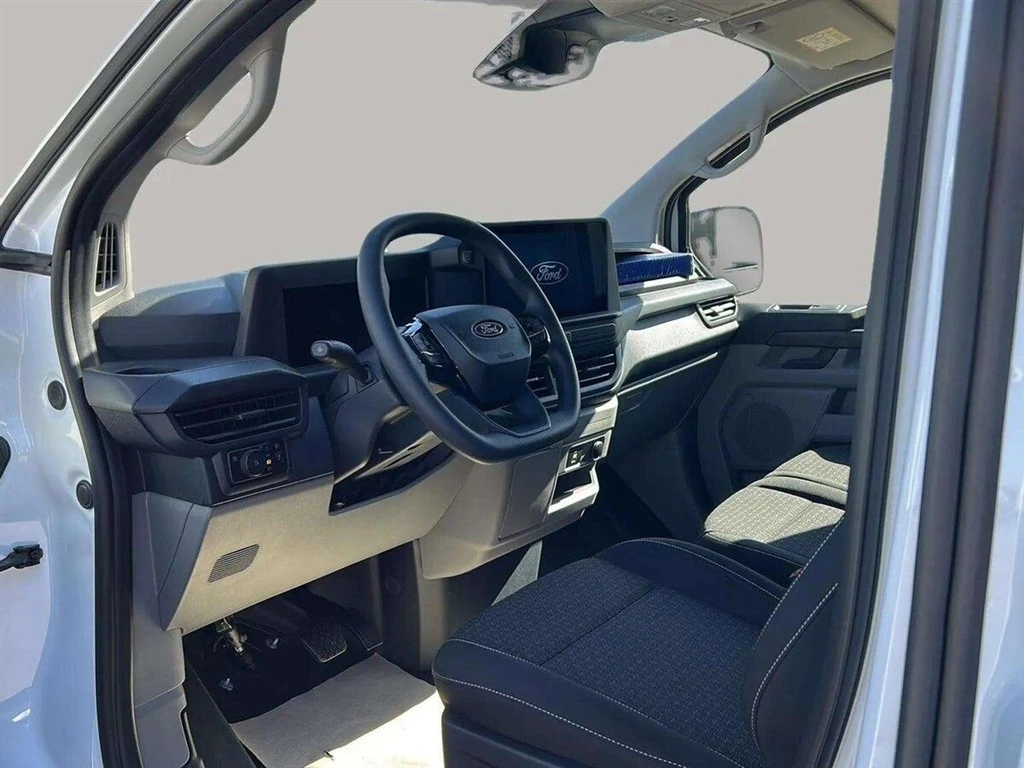 Ford Transit Custom 320 L1H1 2,5 EcoBlue Plugin-hybrid Trend CVT 233HK Van Trinl. Gear