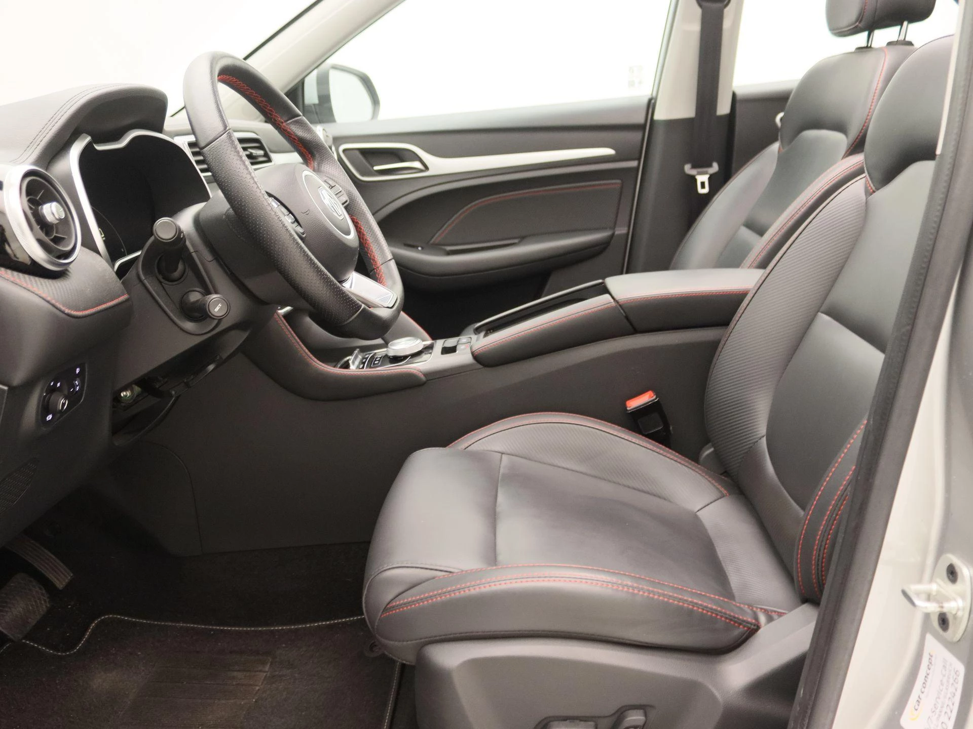 MG ZS EV Standard Range Luxury 50 kWh