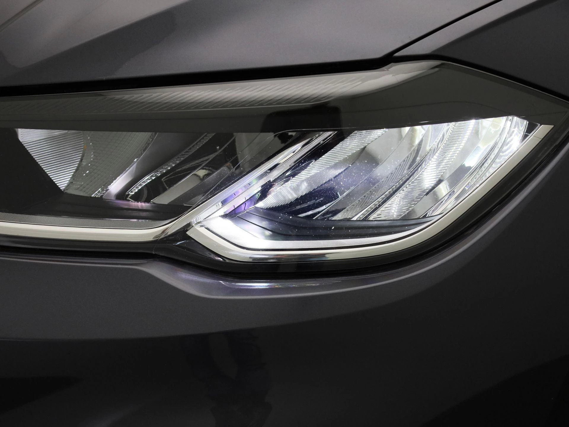 Volkswagen-Polo-image-13
