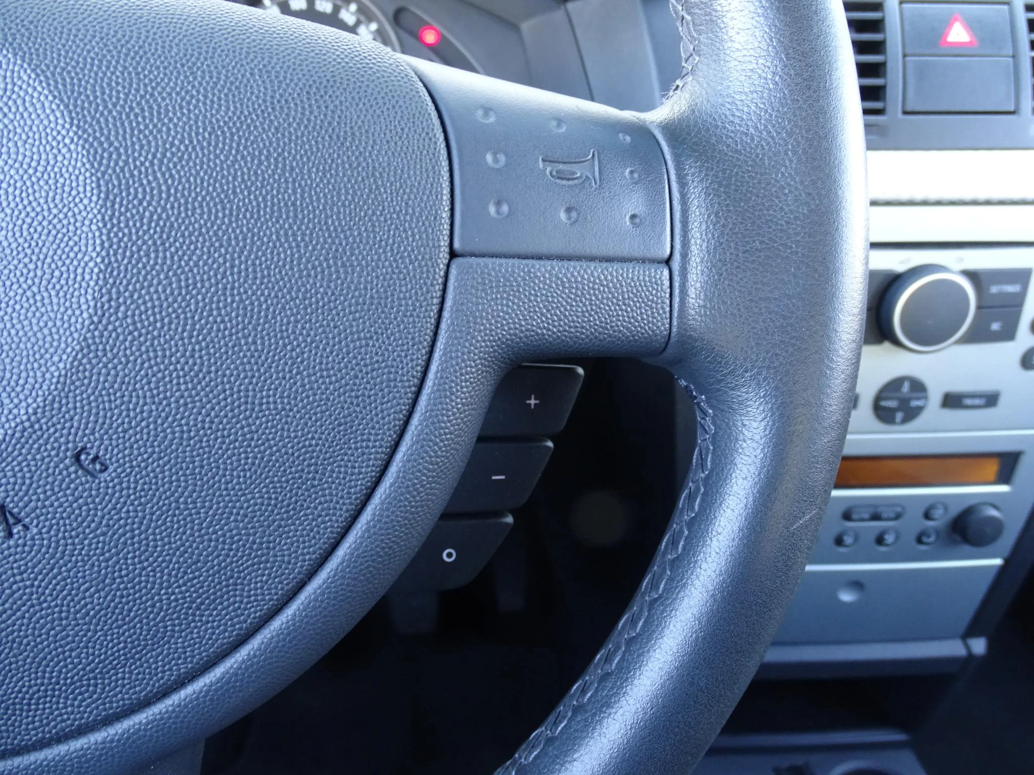 Opel-Meriva-image-21