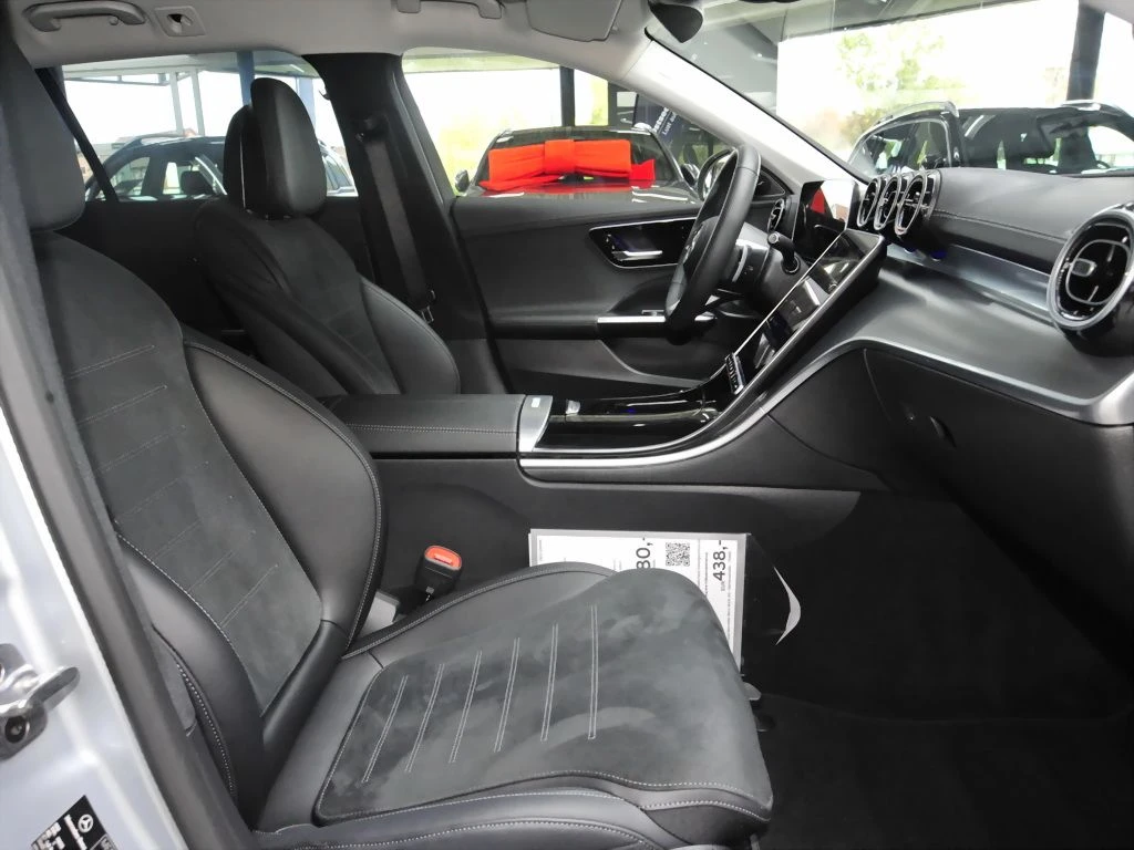 Mercedes-Benz-C-Klasse 300 e-image-12