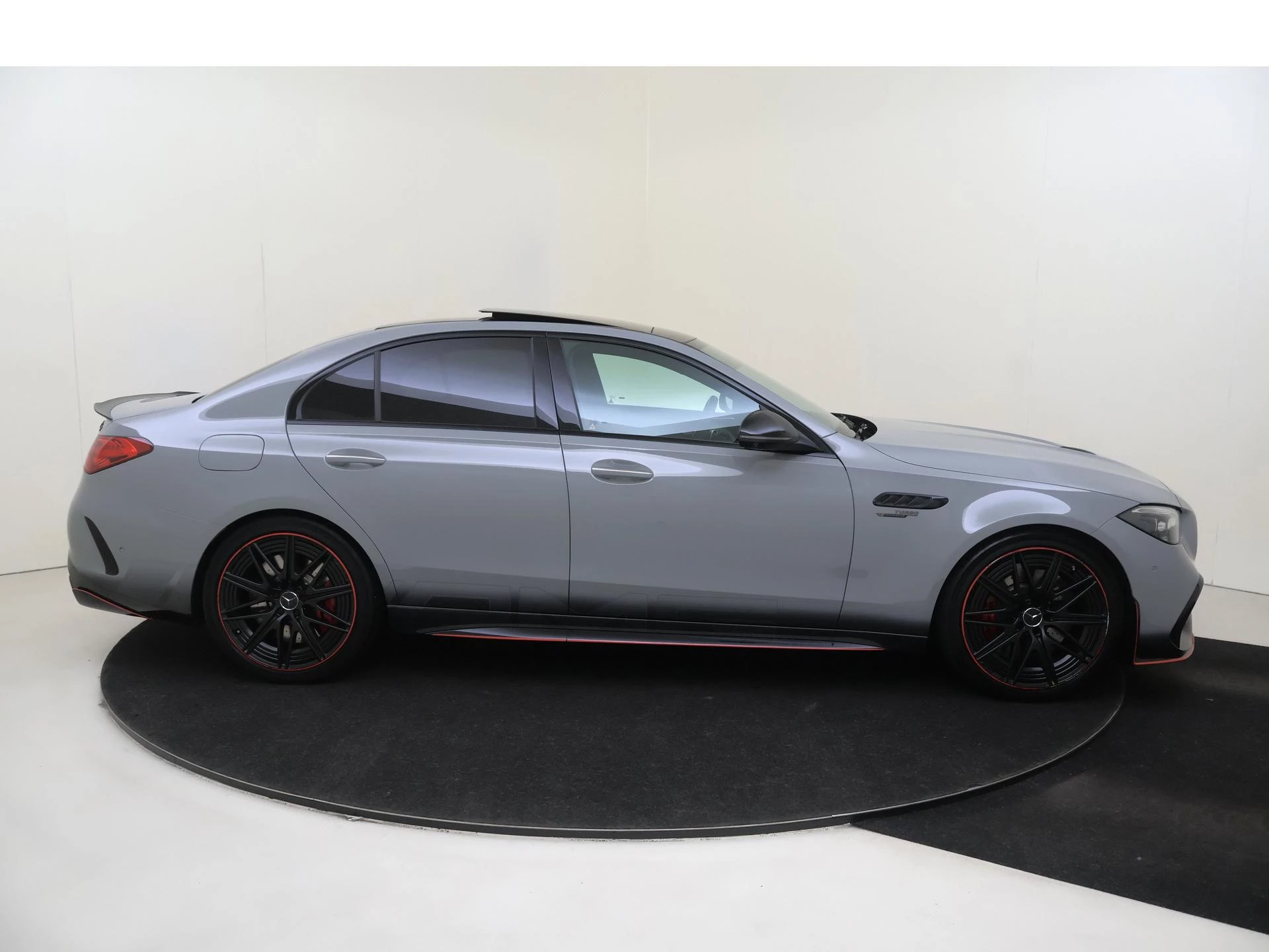 Mercedes-Benz C-Klasse AMG 63 S E Performance Night Edition