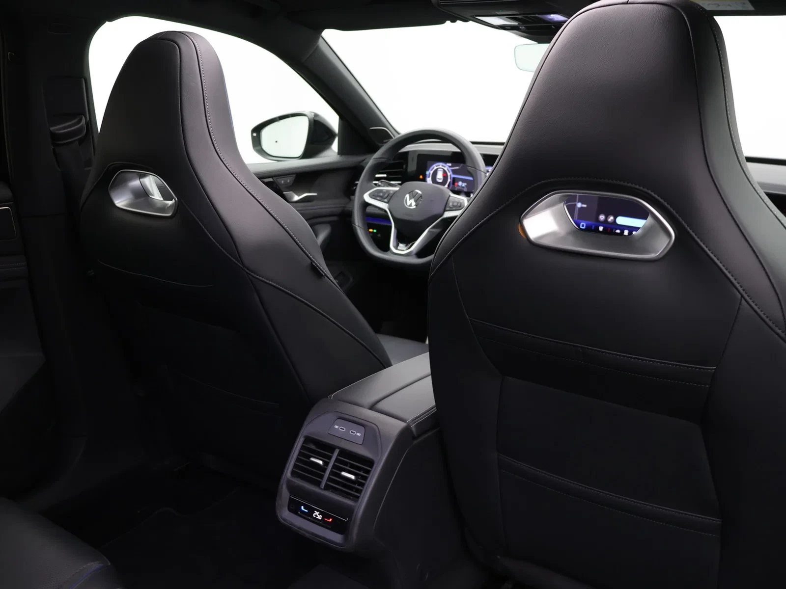 Volkswagen Passat SW Passat R-Line Business Premium 1.5TSI 150 pk *FULL OPTION*R-LINE*SPORTZETELS*PANO DAK*LEDER*...
