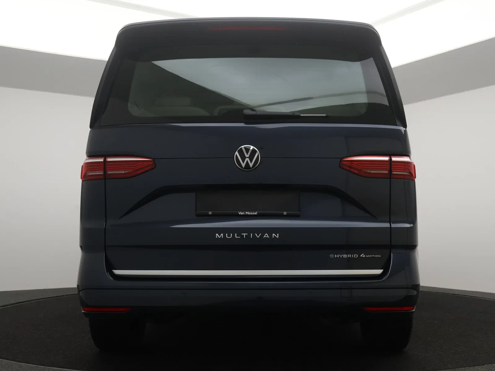 Volkswagen Multivan T7 eHybrid (PHEV) Multivan Style Korte versie 1.5 eHybrid 4X4 245PK *AUTOMAAT*7 ZITPLAATSEN*LEDER*ALCANTARA*CAMERA*PDC