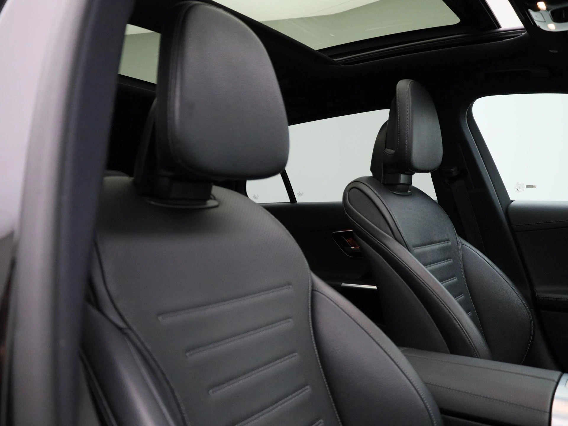Mercedes-Benz-Classe C-image-41