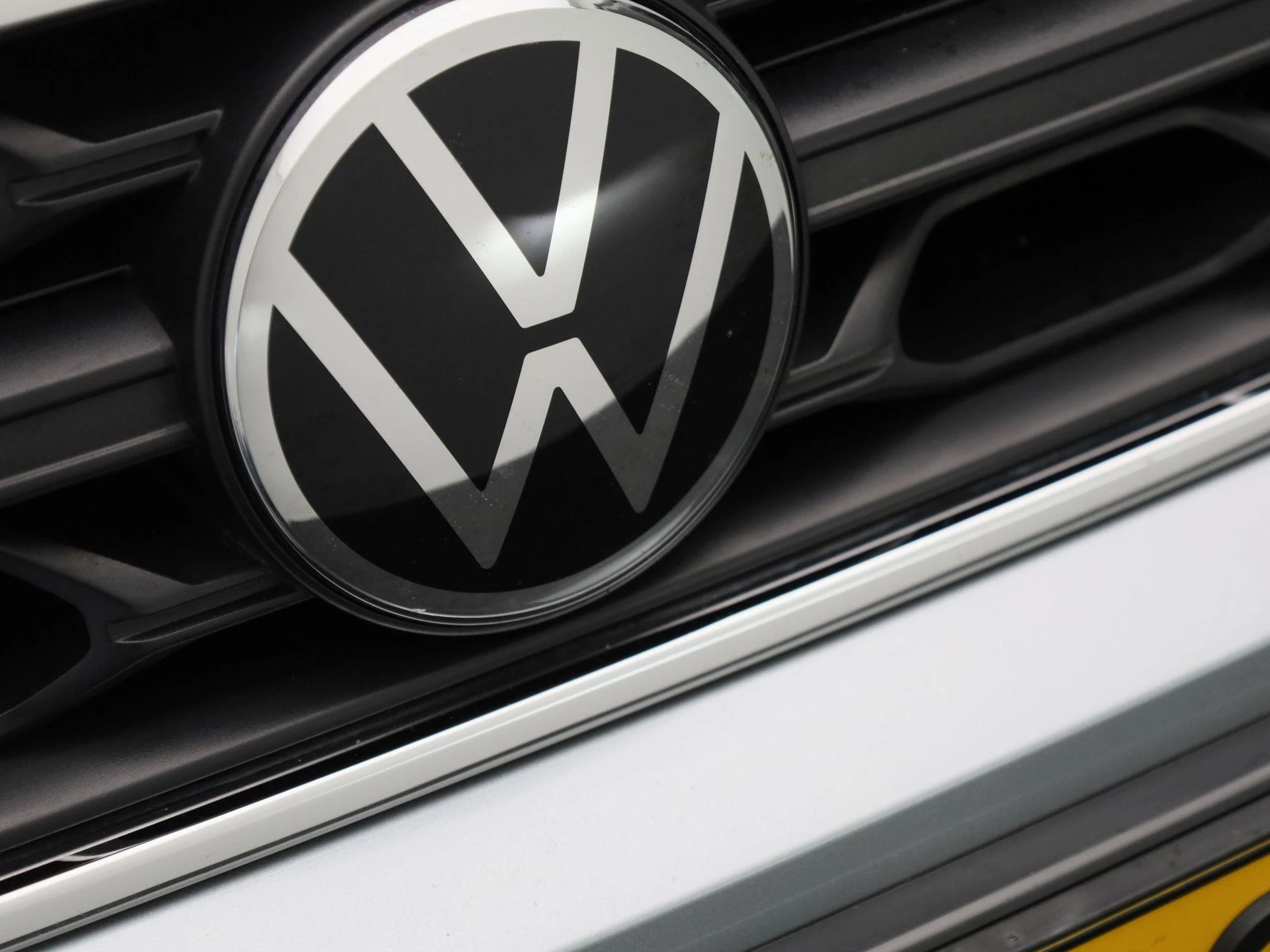 Volkswagen-T-Roc-image-32