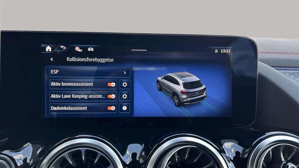 Mercedes-Benz-EQA-image-16