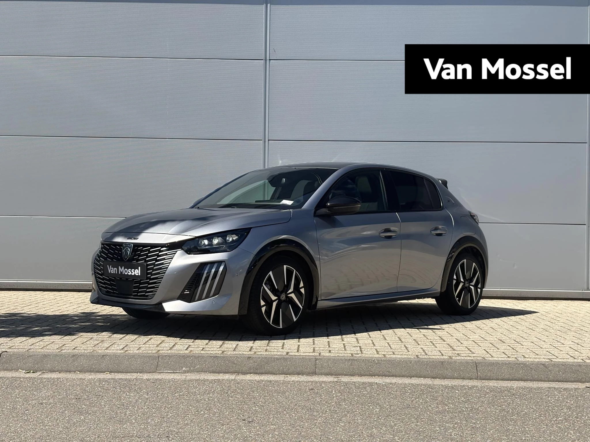 Peugeot-208-image-0