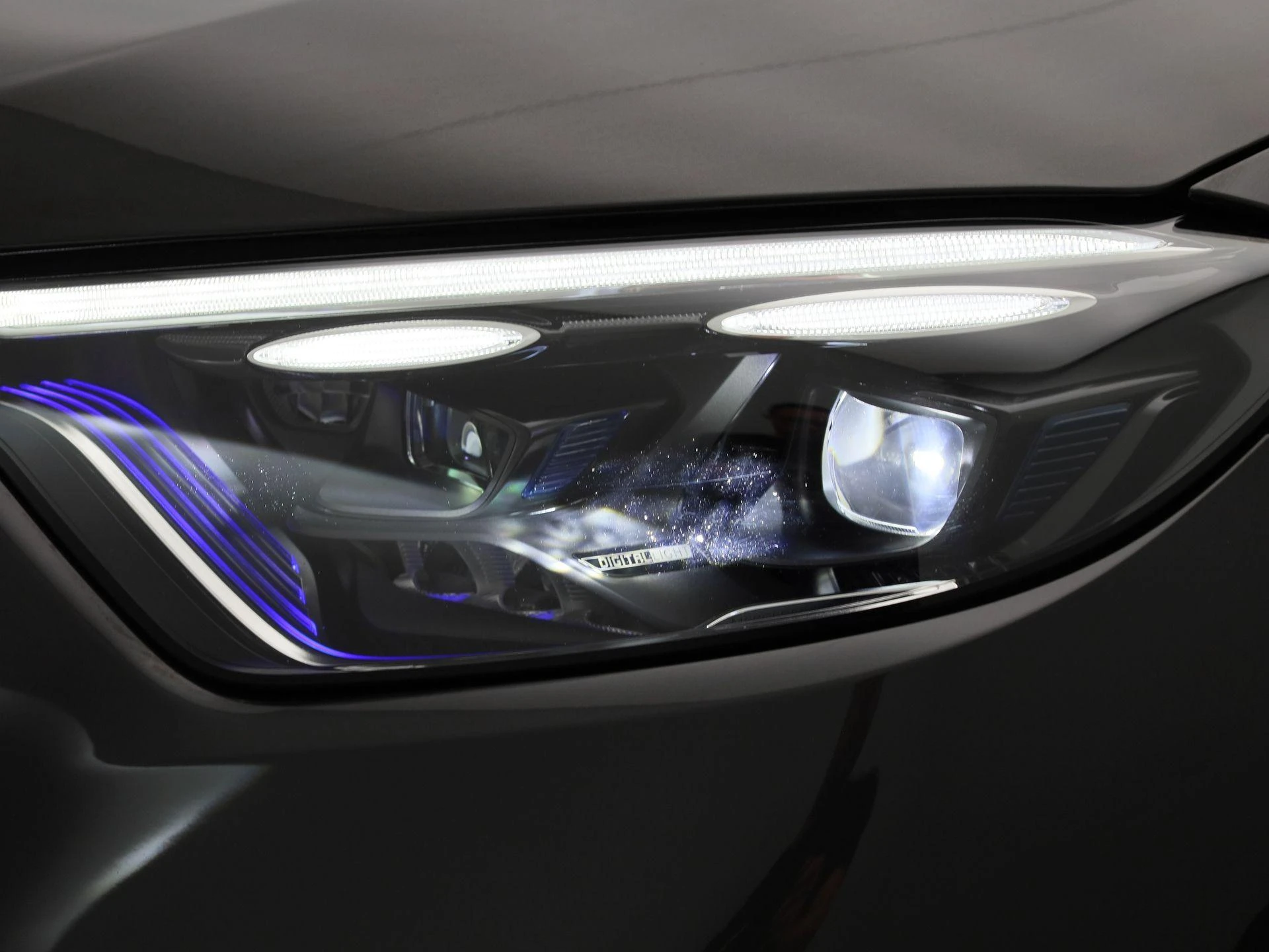 Mercedes-Benz-GLC-image-13